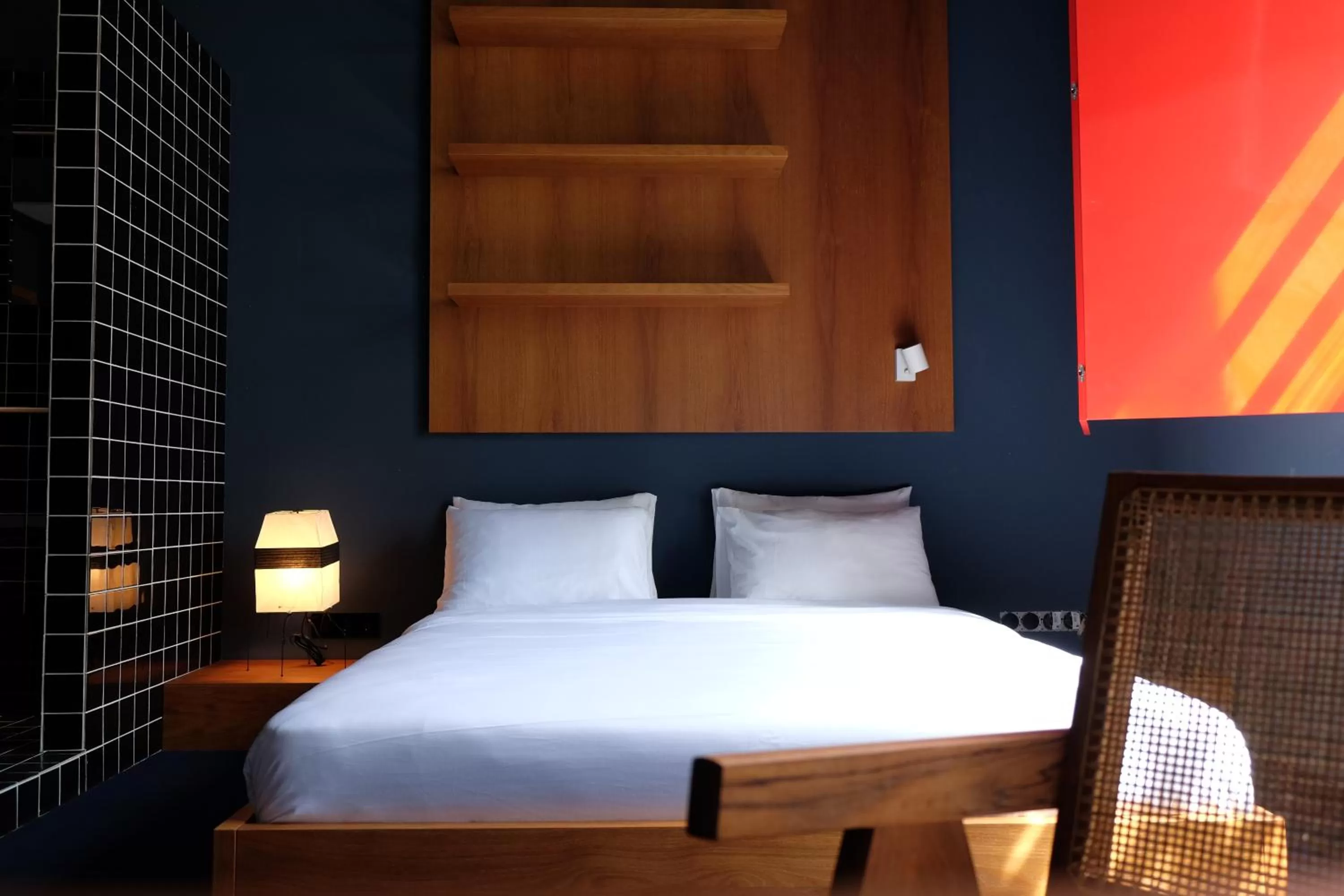 Bed in Blueberry Nights