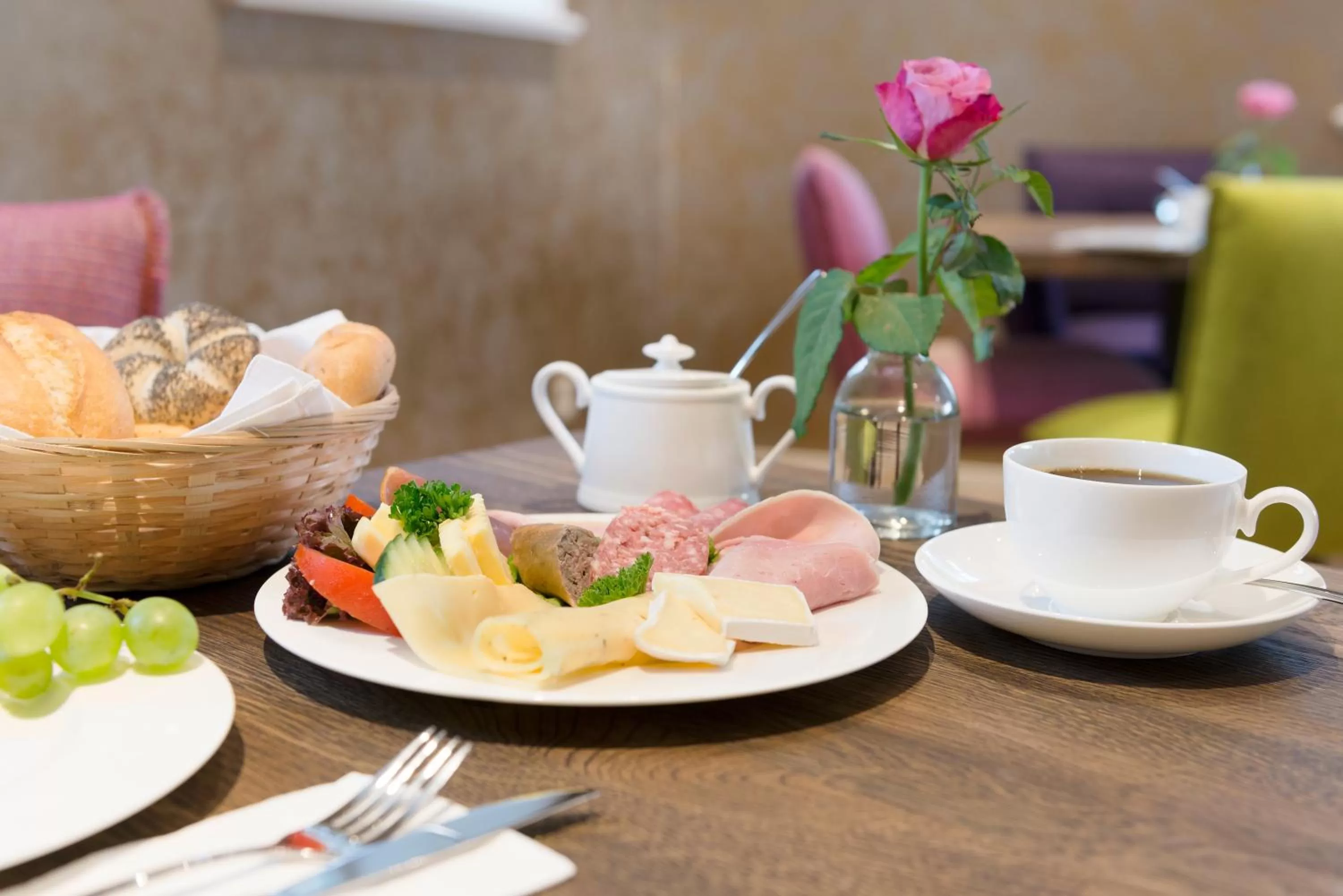 Continental breakfast in Schmucke Witwe