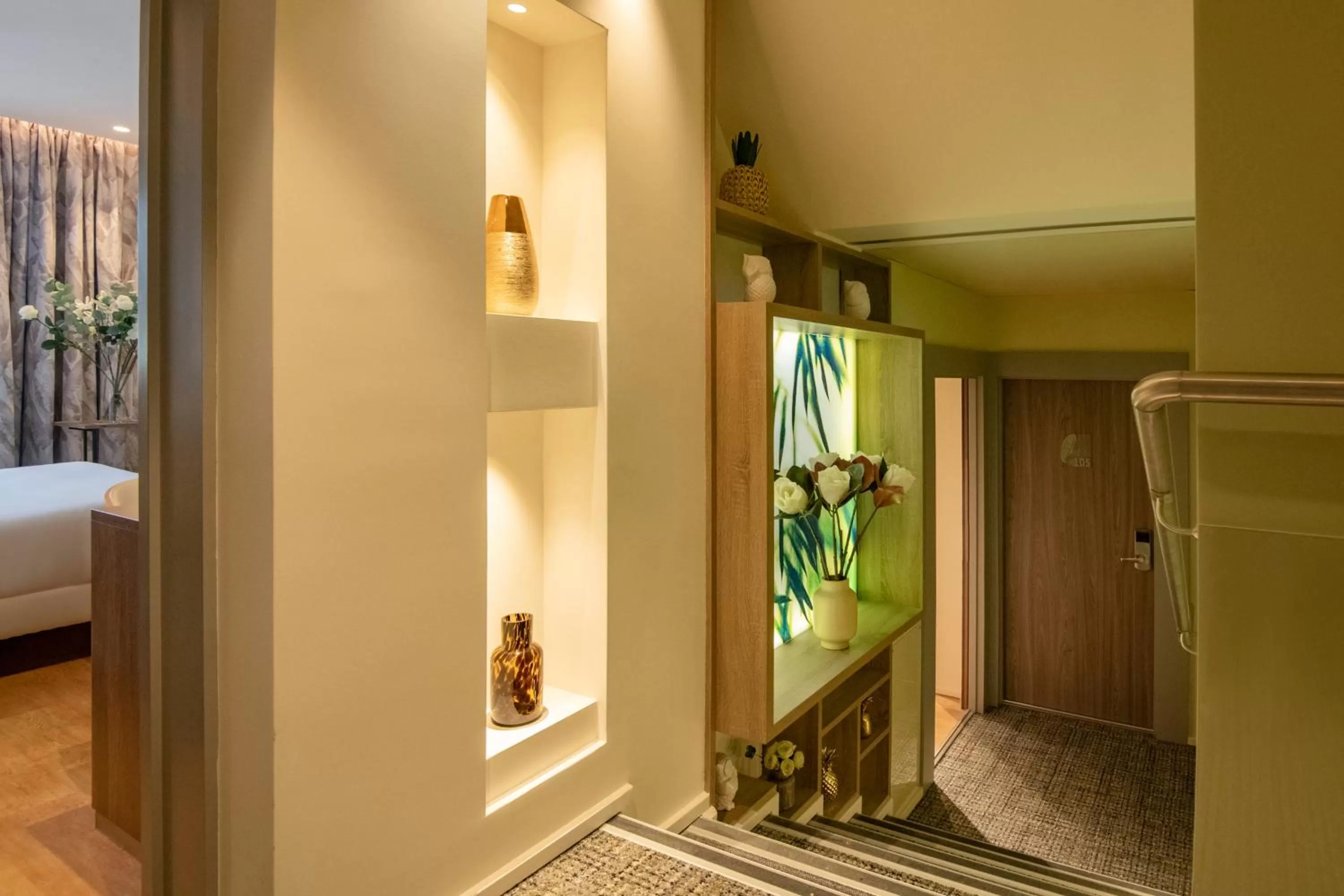 Property building, Bed in ibis Styles Beaulieu sur Mer