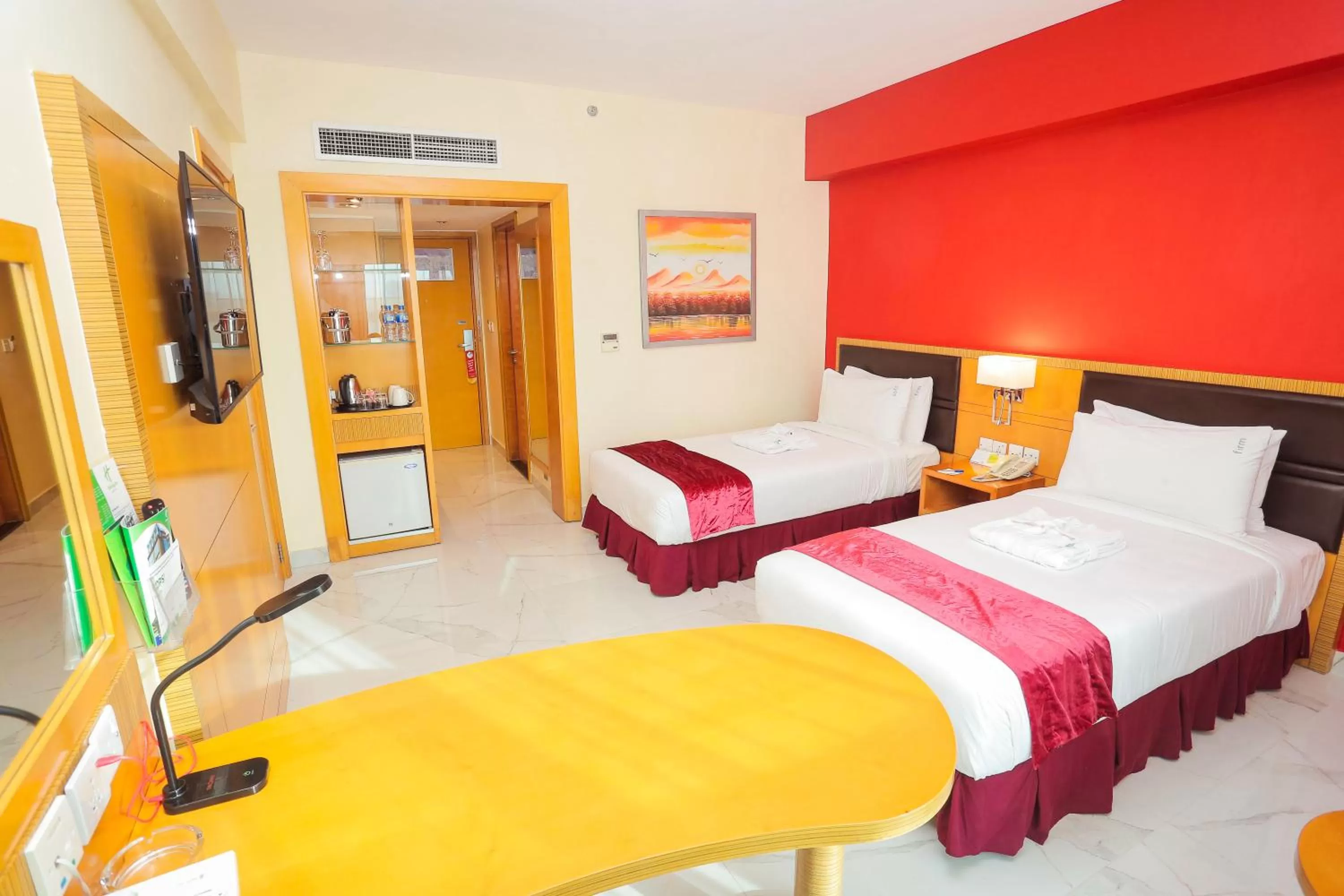 Photo of the whole room, Bed in Holiday Inn Dar Es Salaam by IHG