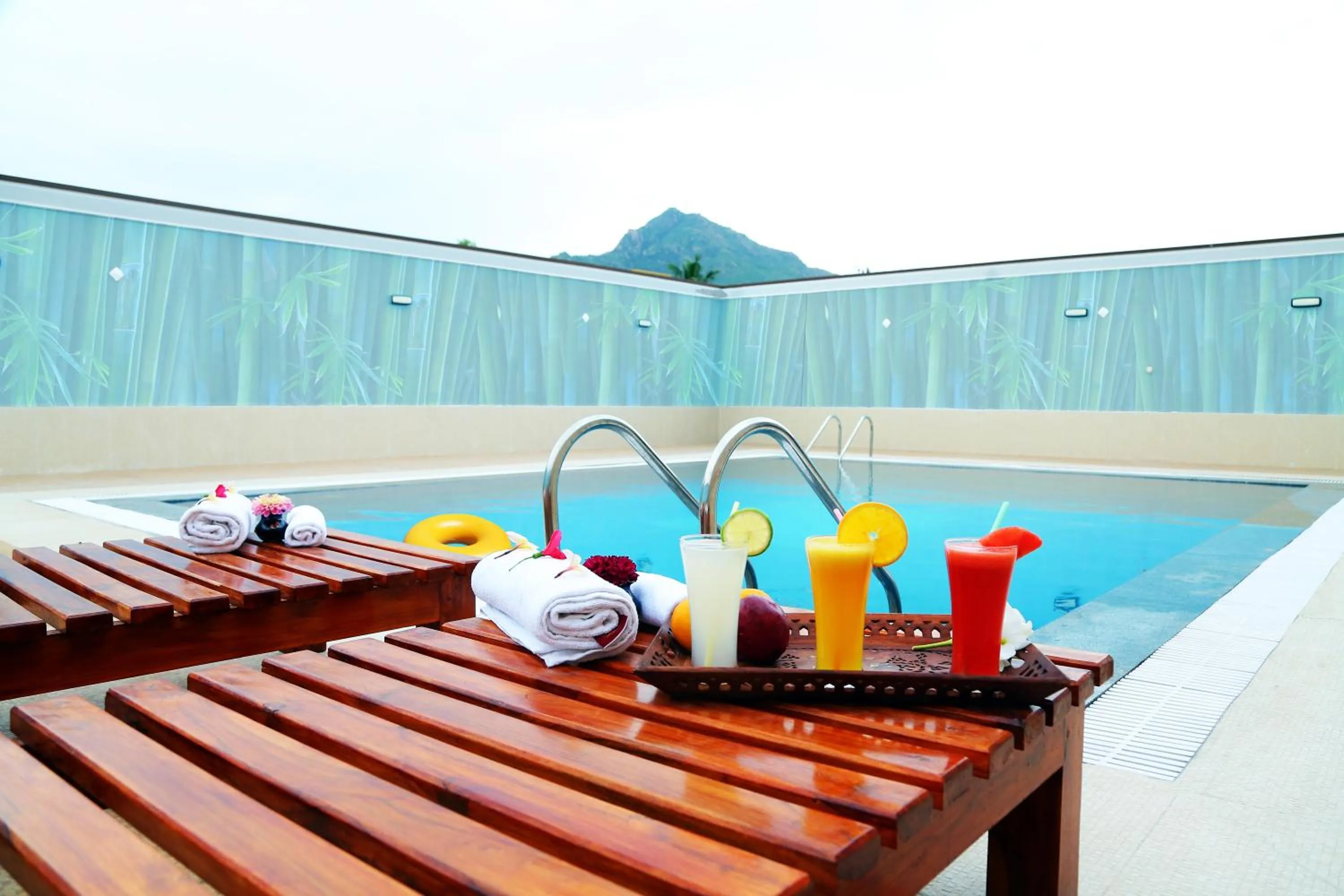 Swimming pool in Athena Hotel