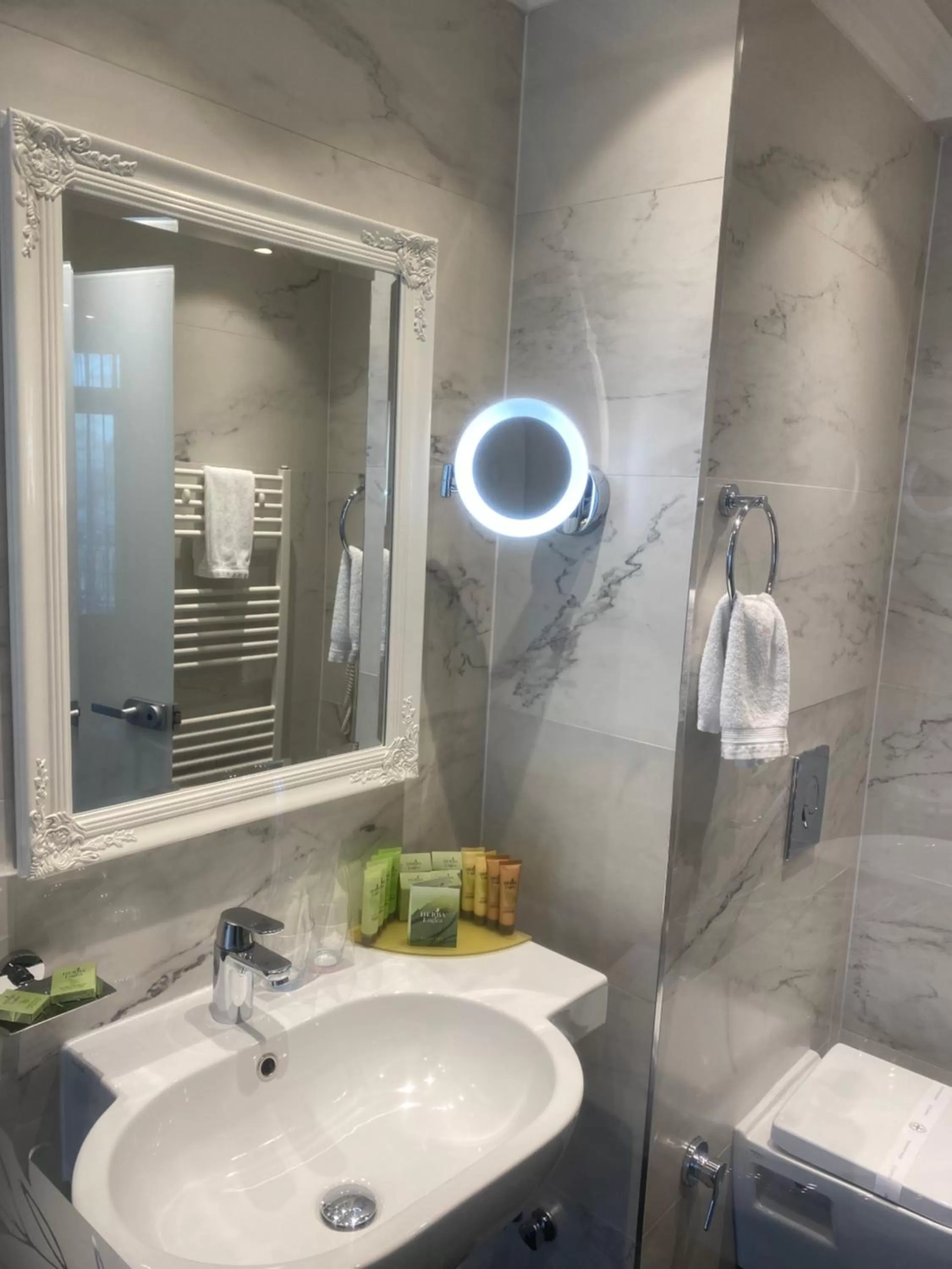 Bathroom in Hotel Residence Promenade