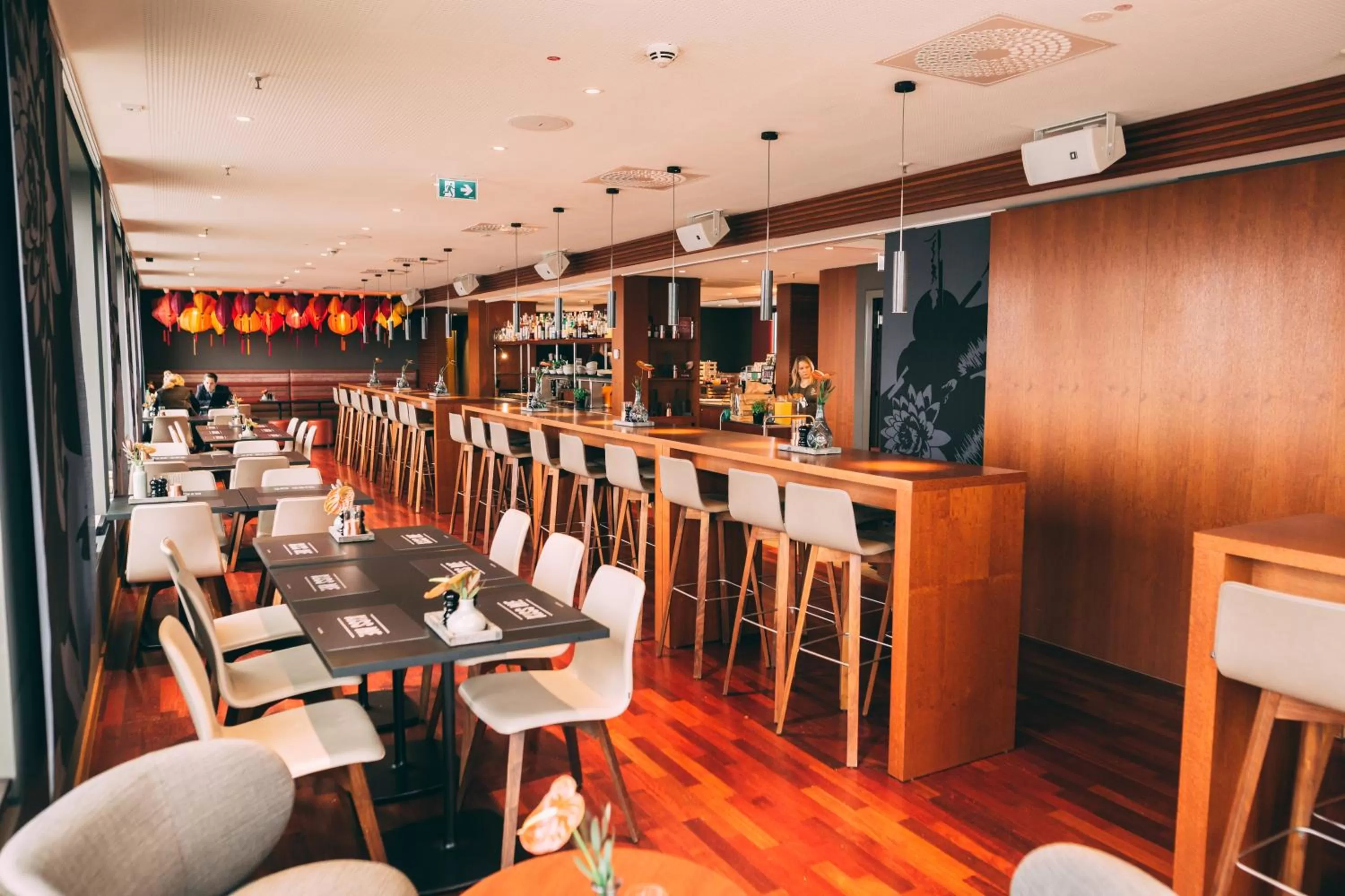 Restaurant/places to eat in Me and All Hotel Dusseldorf, by Hyatt