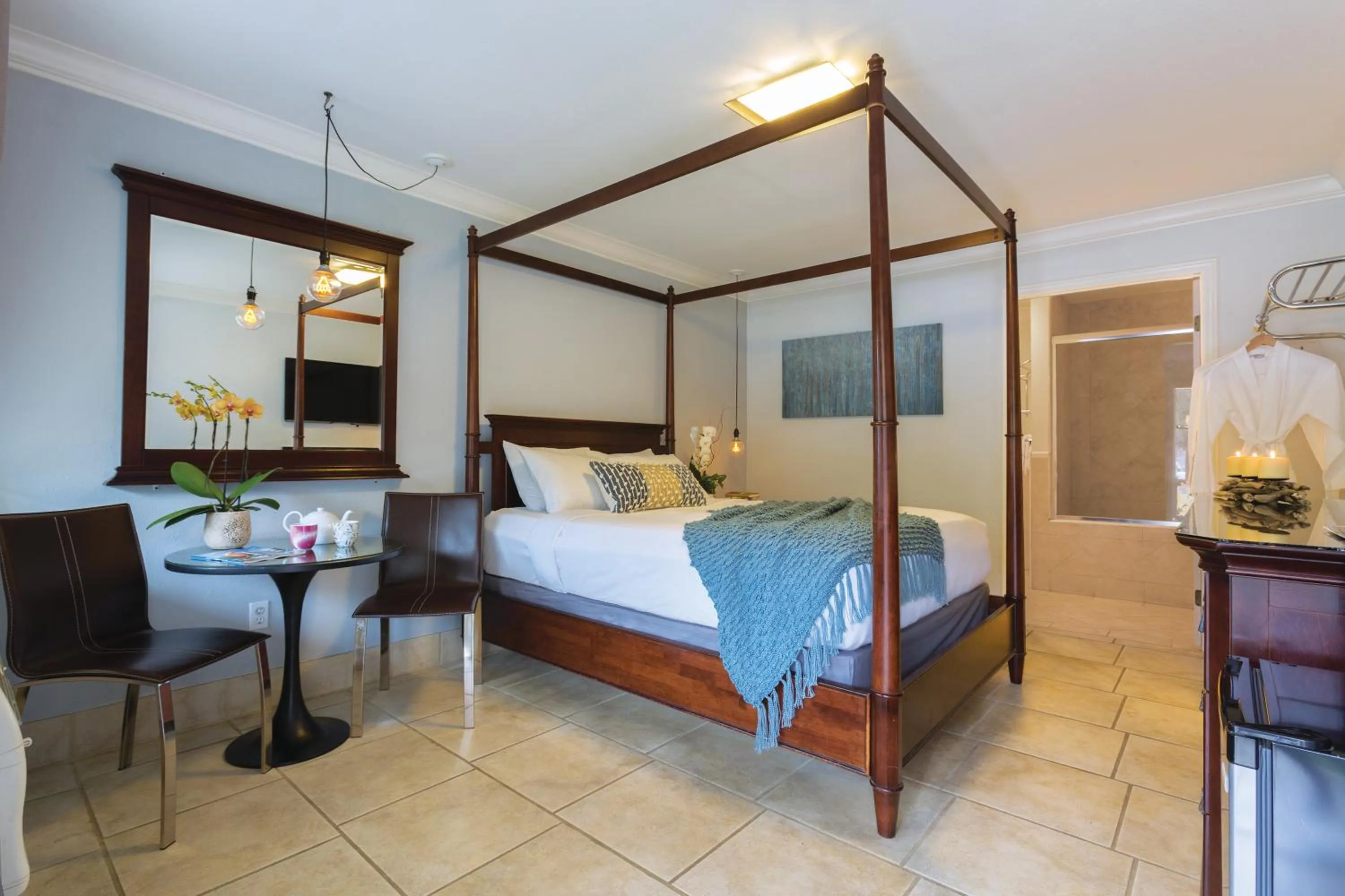 Bed in The Lodge at Blue Lakes