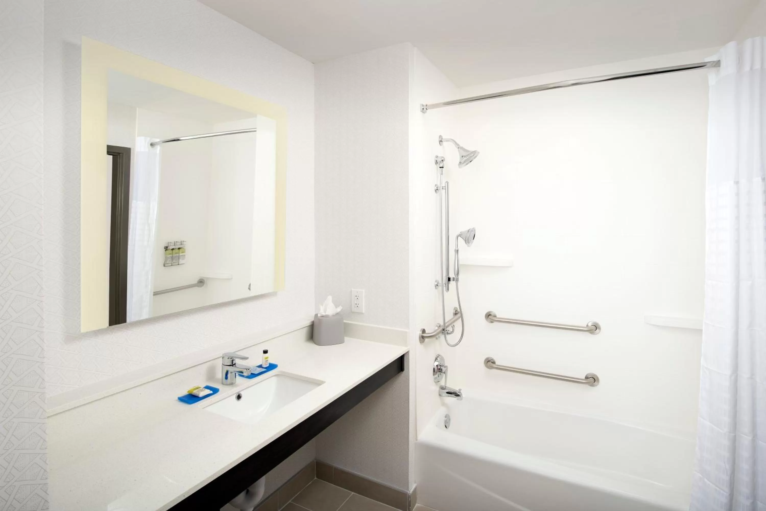 Bathroom in Holiday Inn Express & Suites - North Brunswick by IHG