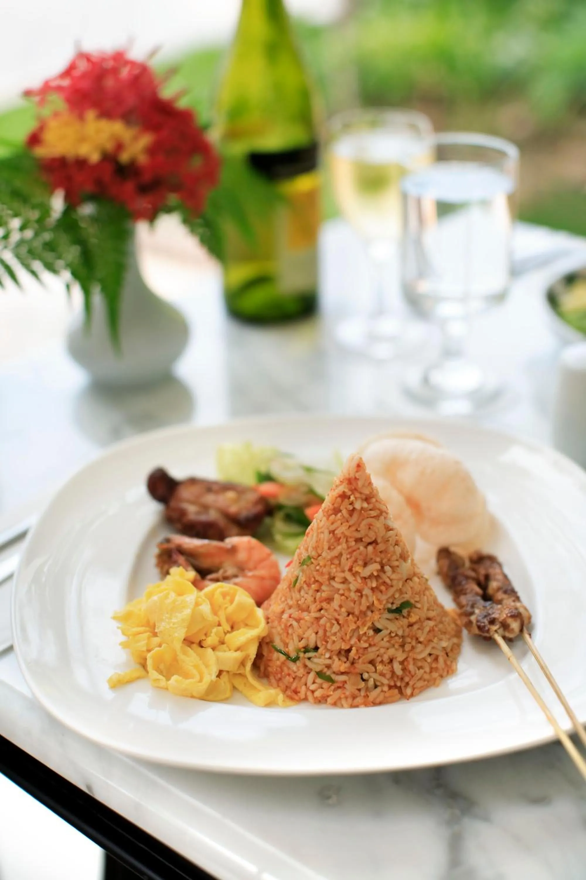 Food and drinks in Nongsa Point Marina