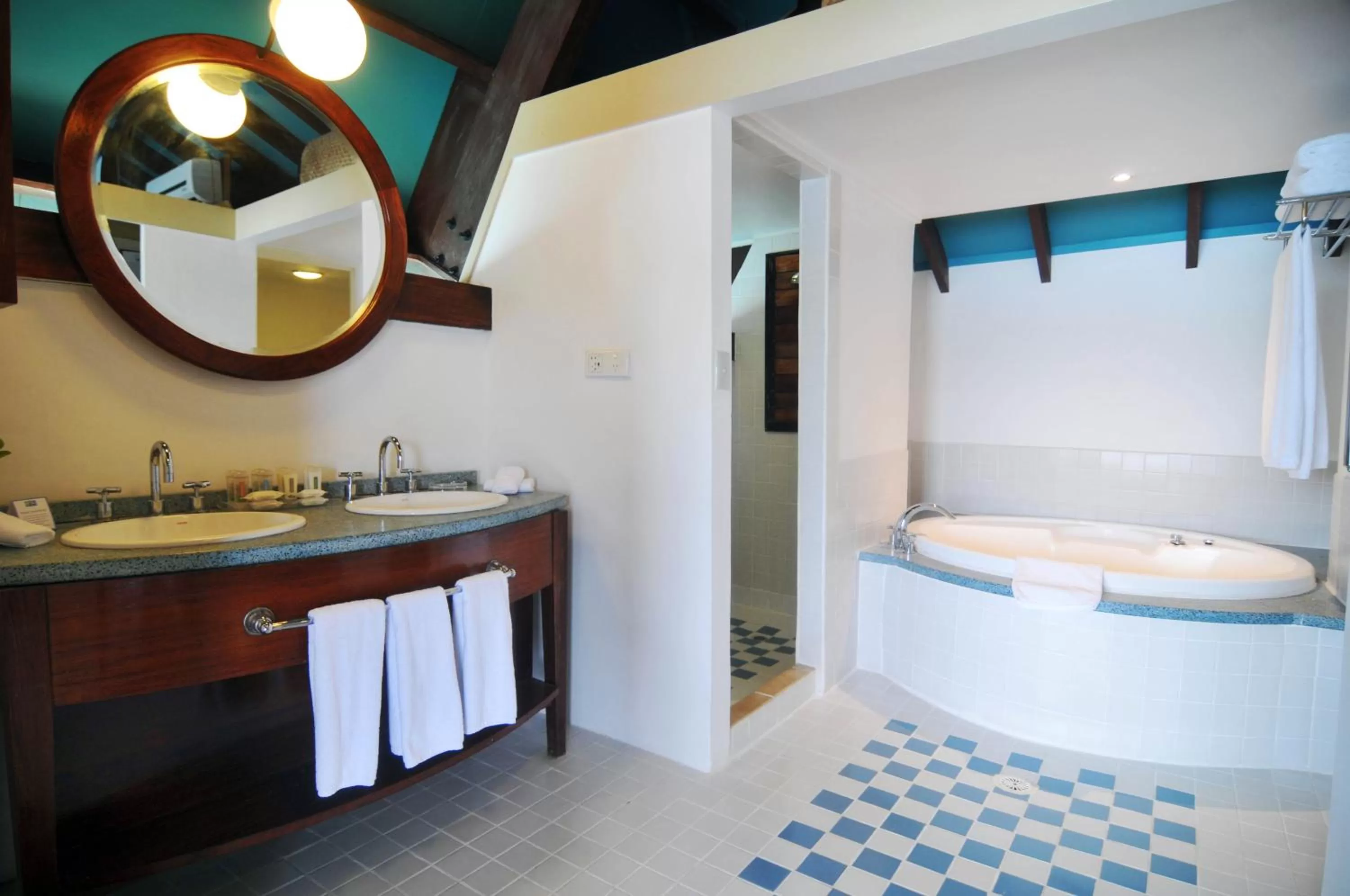 Bathroom in Holiday Inn Resort Vanuatu by IHG