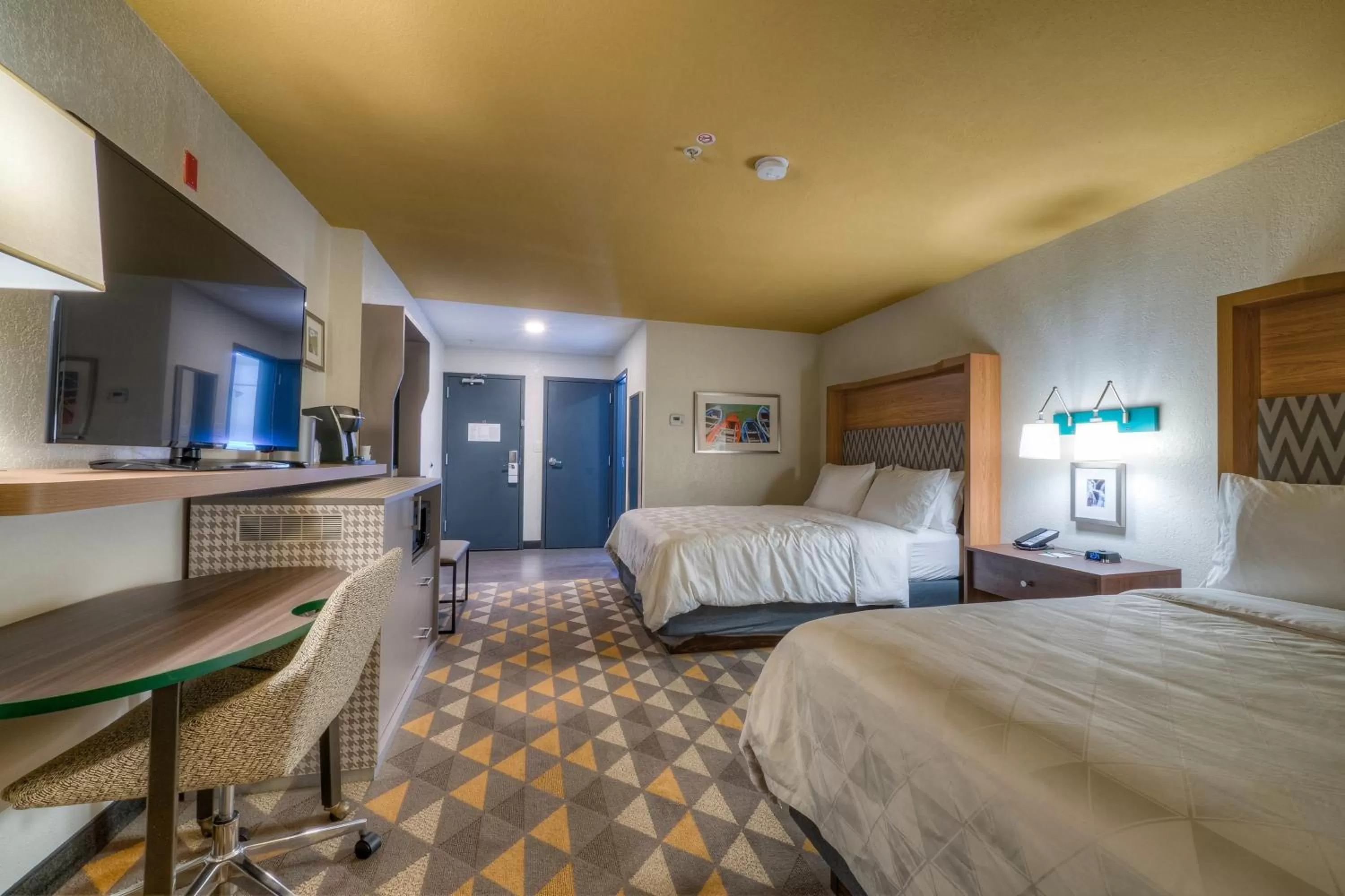 Standard Room with Two Queen Beds in Holiday Inn Tacoma Mall by IHG