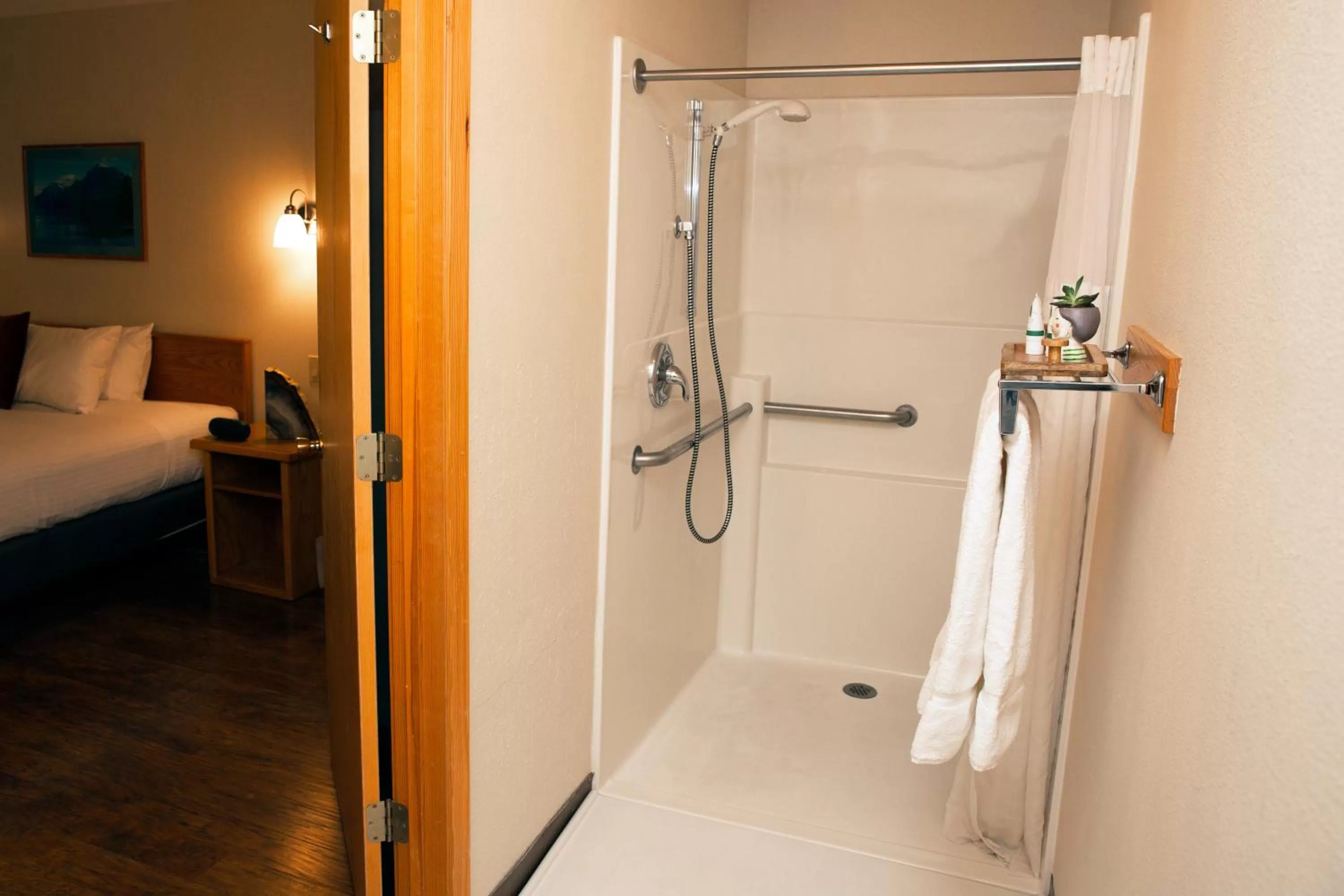 Bathroom in Timbers Motel