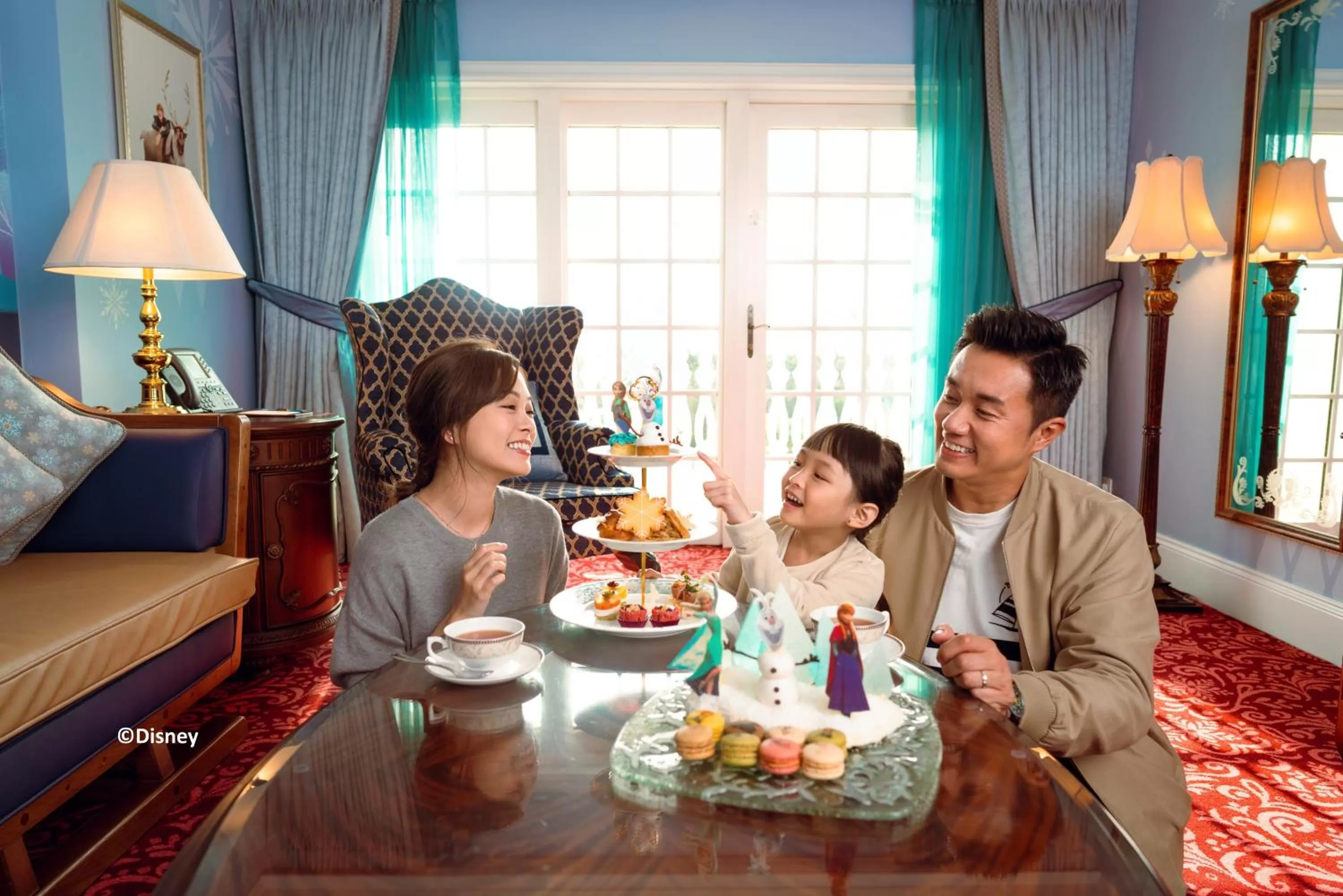Living room in Hong Kong Disneyland Hotel