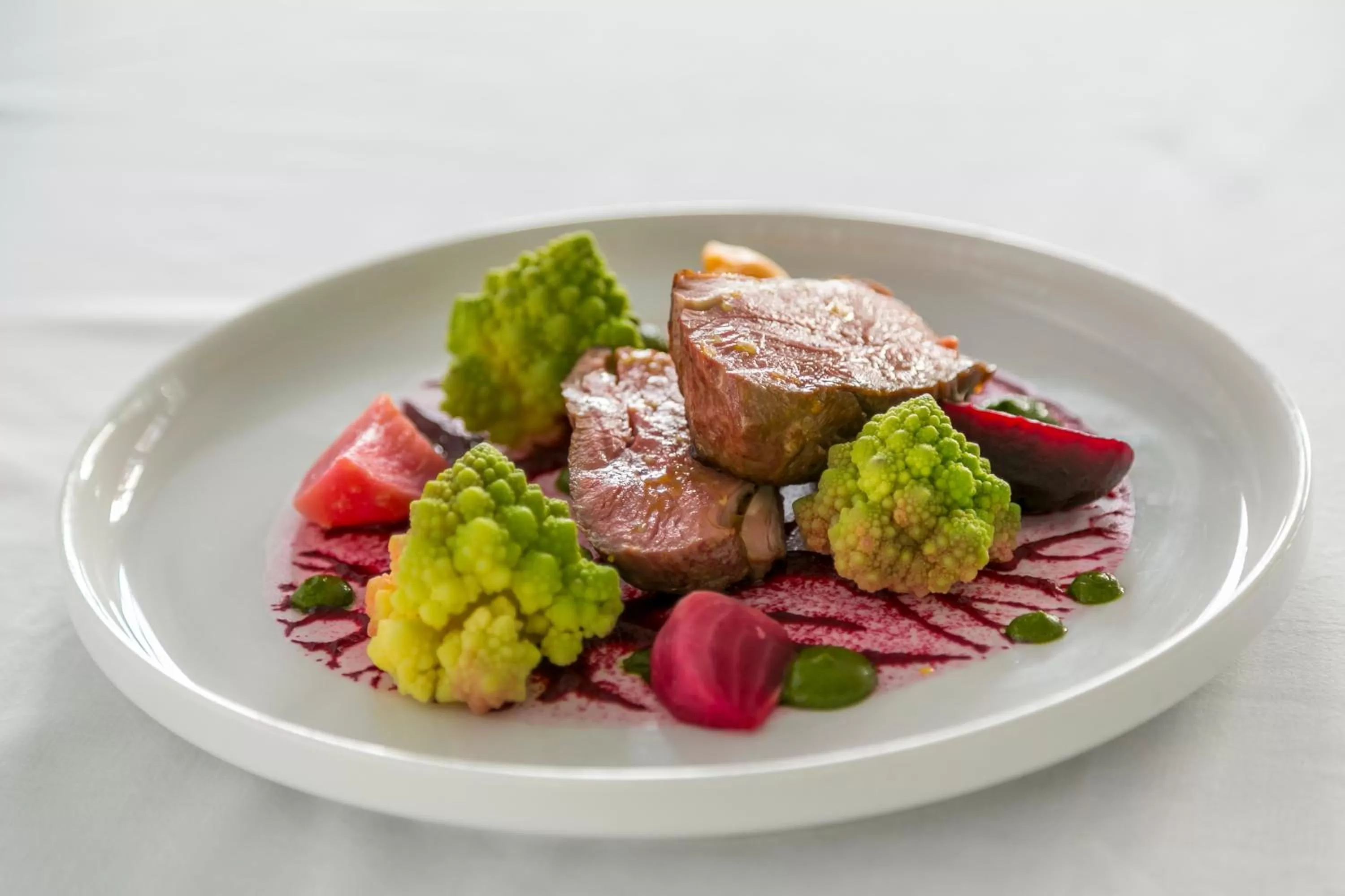 Food and drinks in Deans Place Hotel