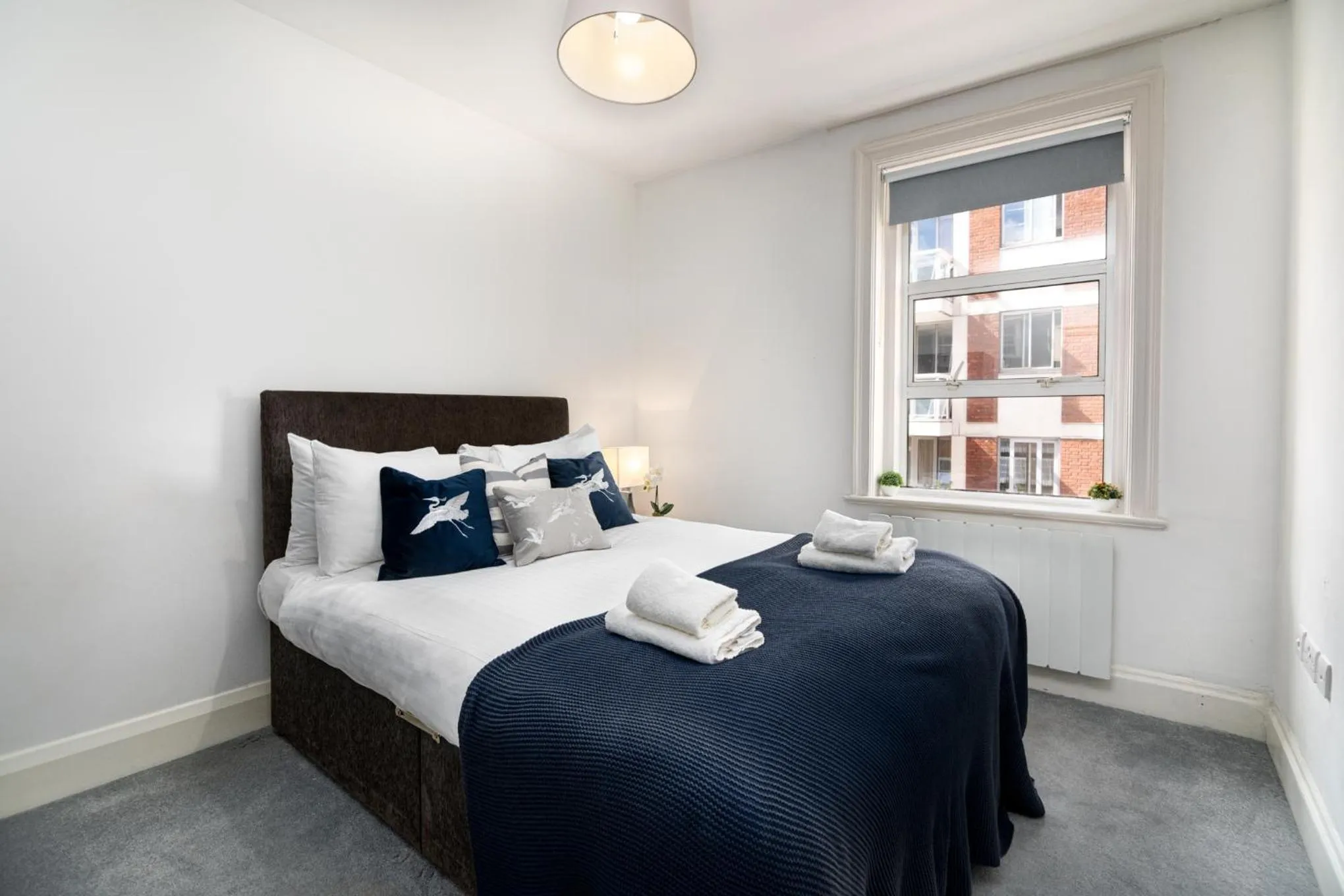 Bed in Bond Street Serviced Apartment