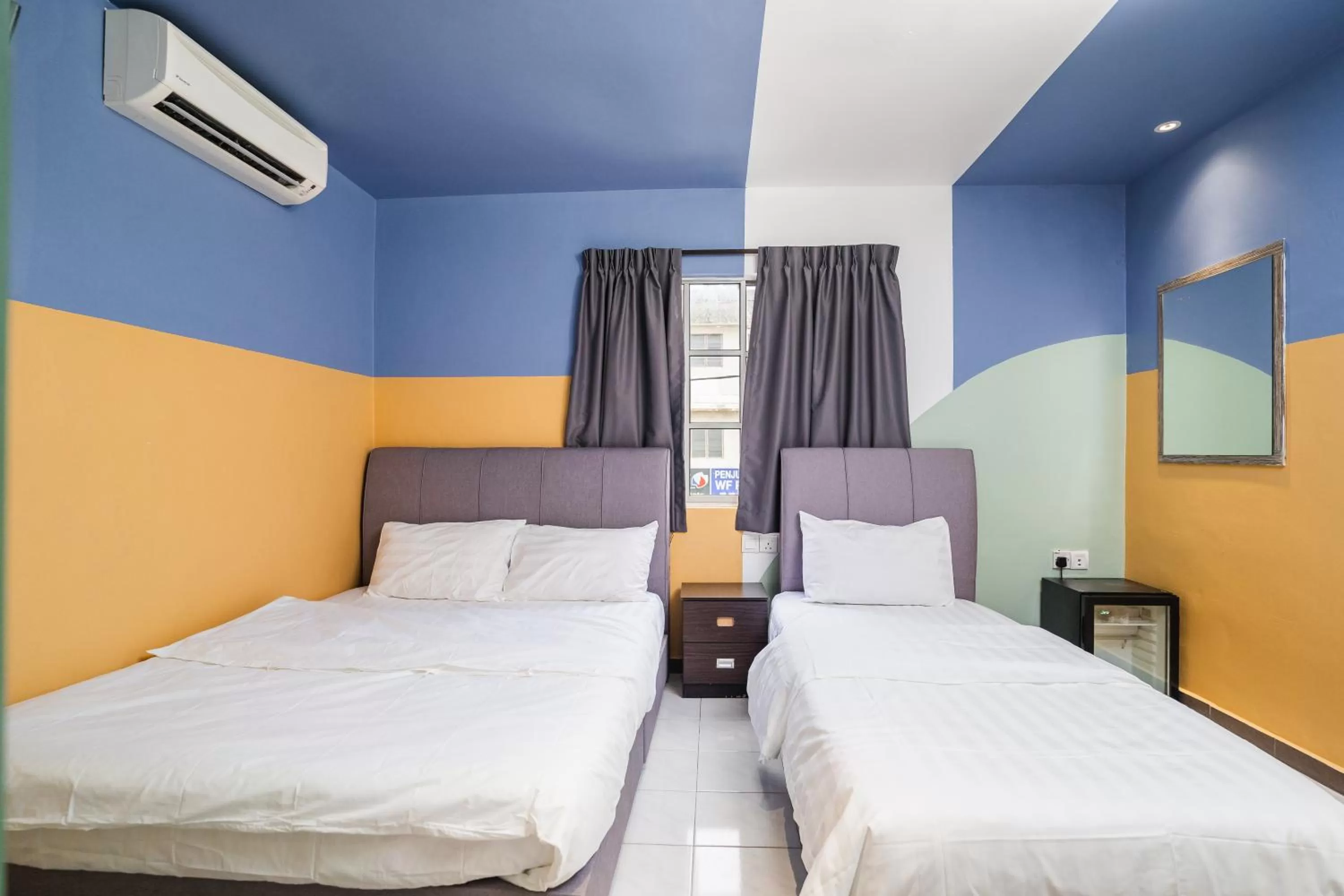 Bed in The Cave By Cactus Hotel Skudai
