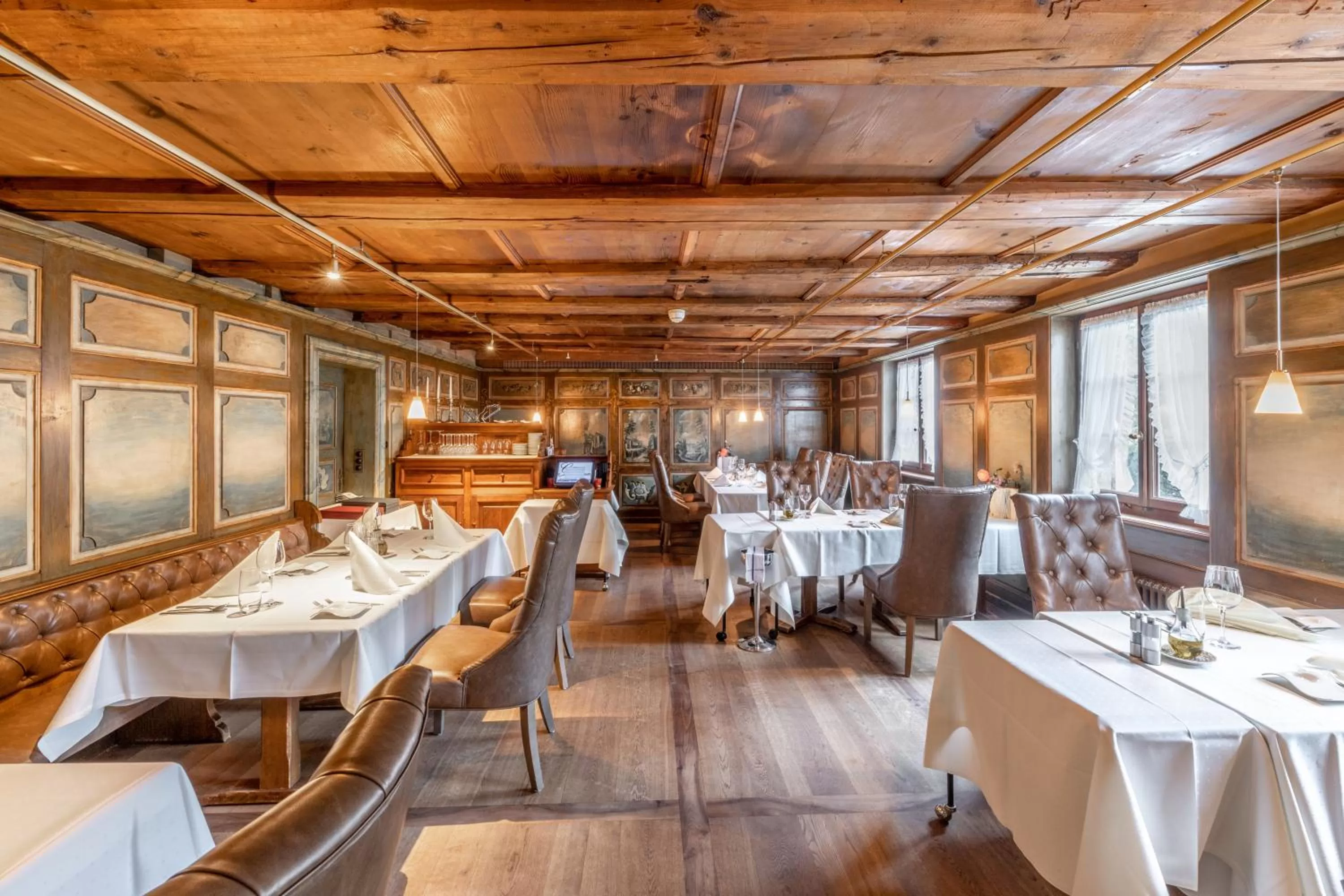 Restaurant/places to eat in Hotel zum goldenen Kreuz