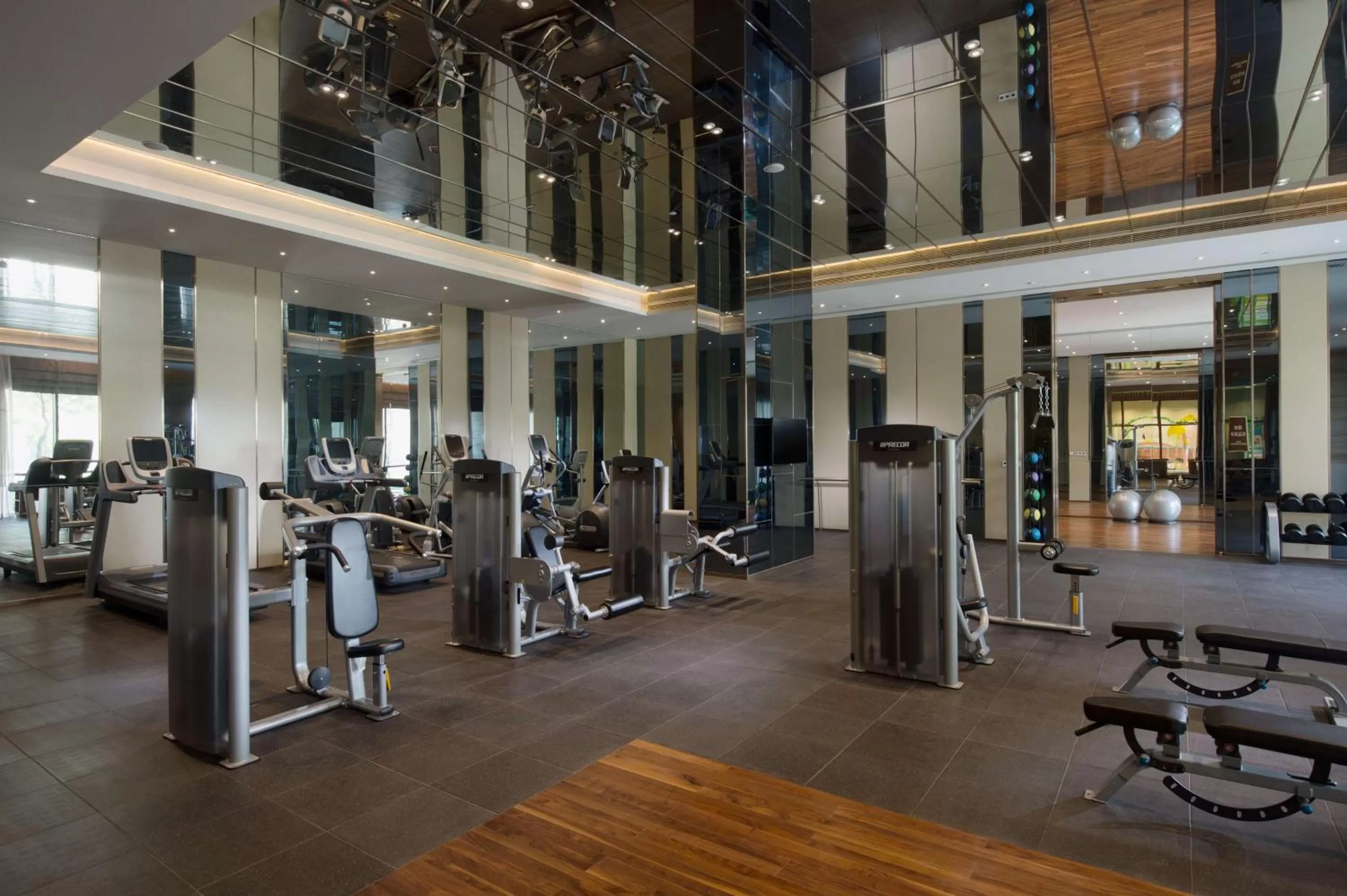 Fitness centre/facilities in Hilton Wuhan Optics Valley