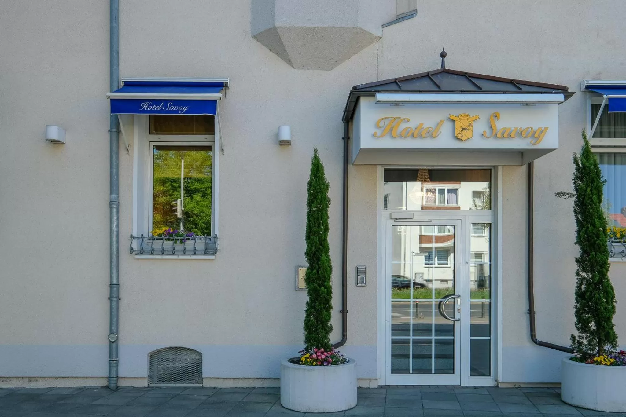 Facade/entrance in Hotel Savoy Hannover
