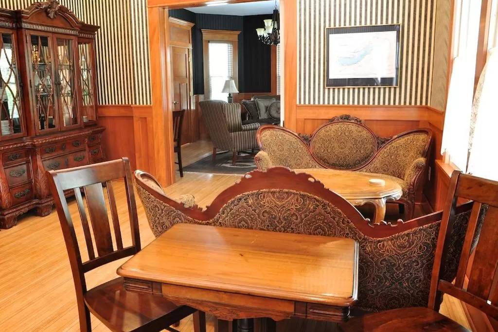 Seating Area in Greenway House Bed and Breakfast