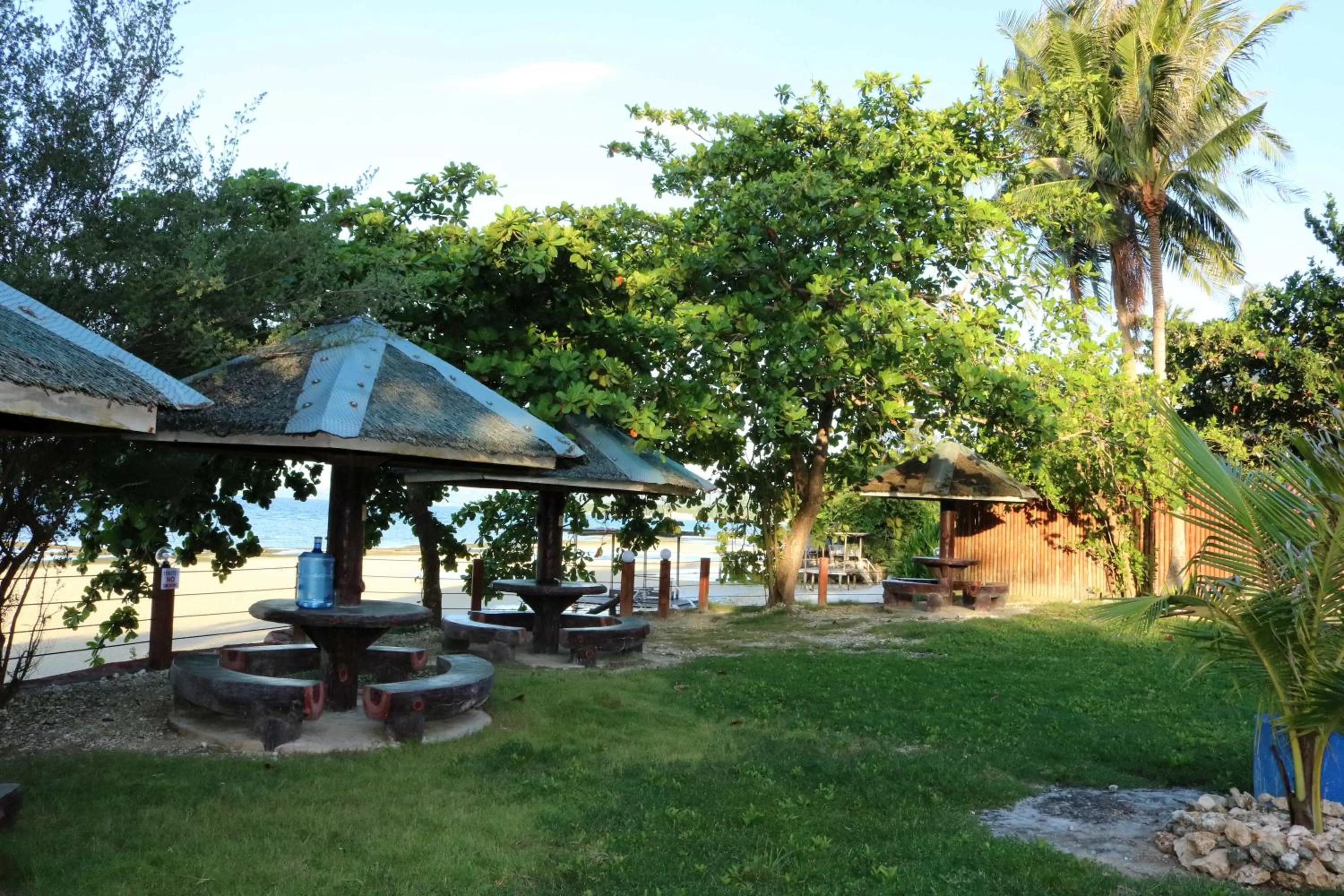 Balcony/Terrace in D's Oceanview Beach Resort