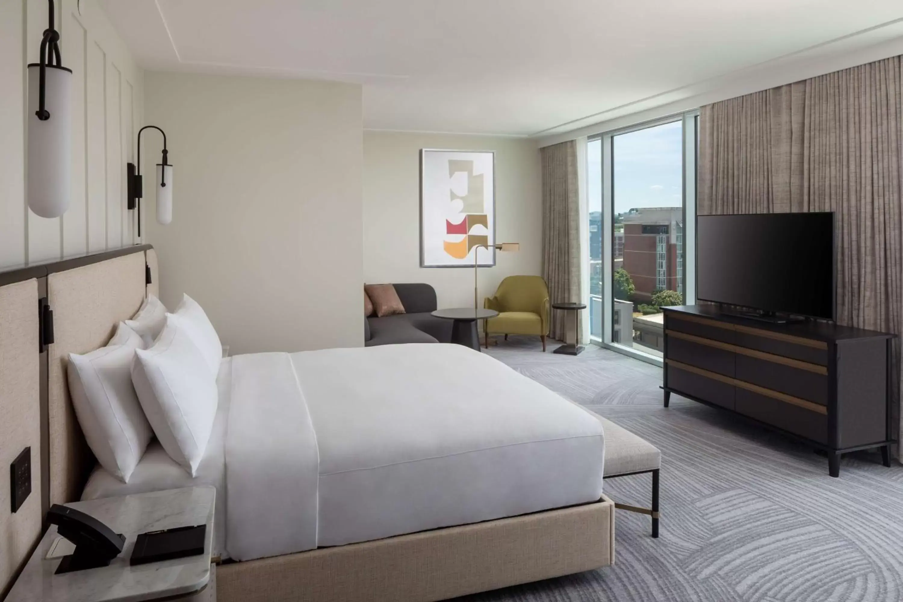 Premium King Room in Conrad Nashville Premium King Room in Conrad Nashville