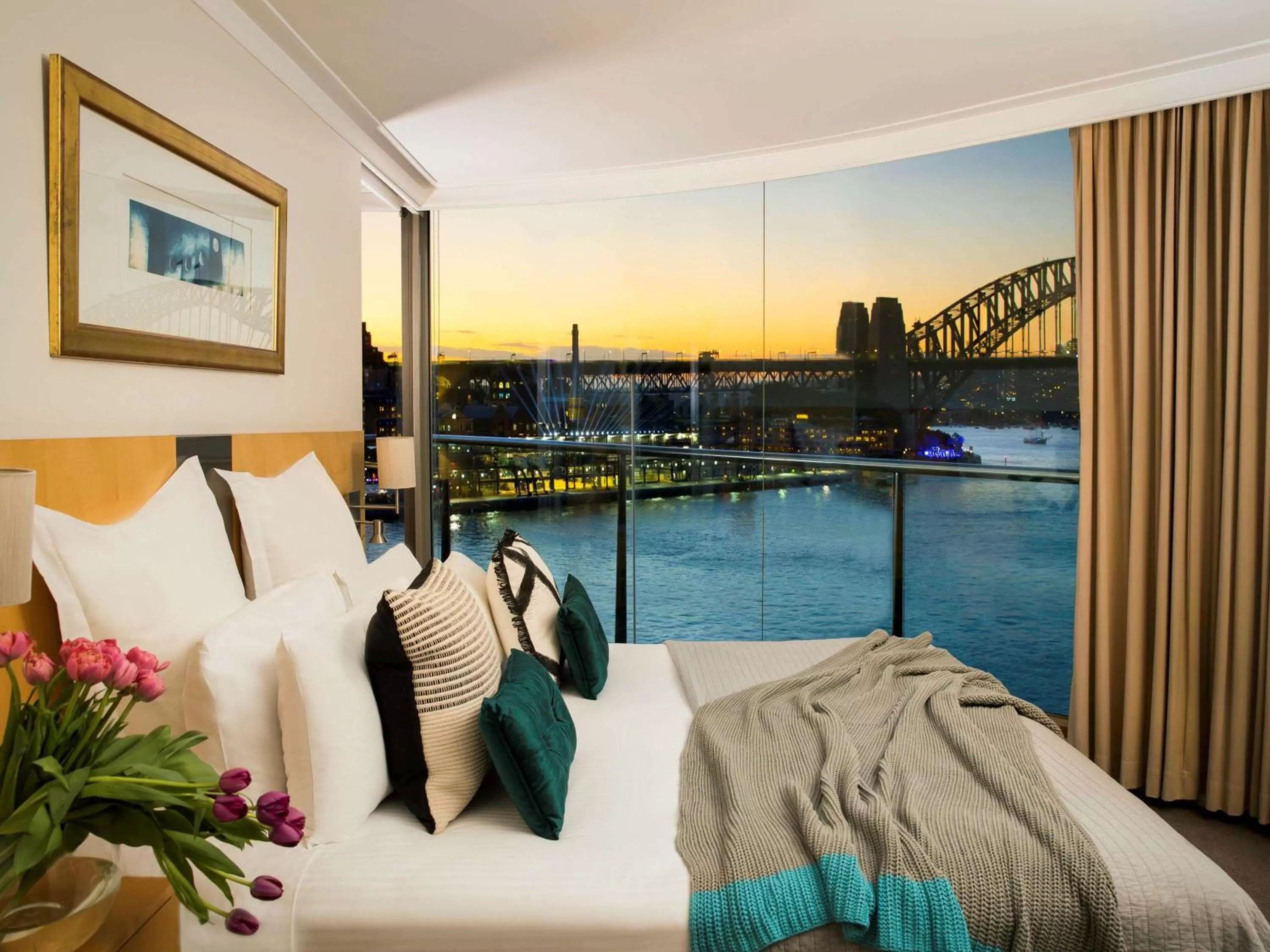 Photo of the whole room, Bed in Pullman Quay Grand Sydney Harbour