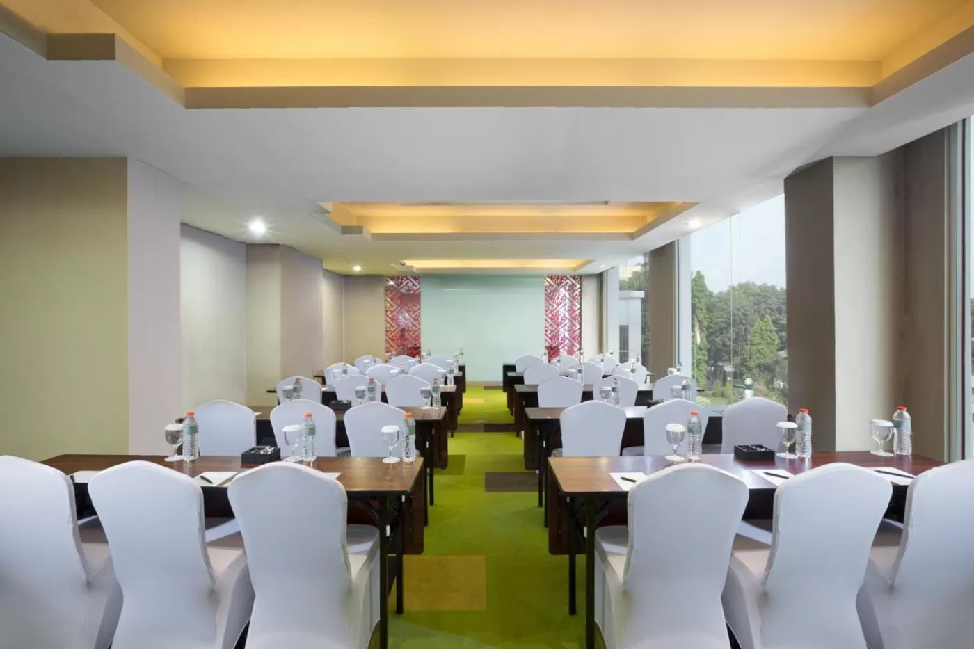 Seating area in KHAS Surabaya Hotel