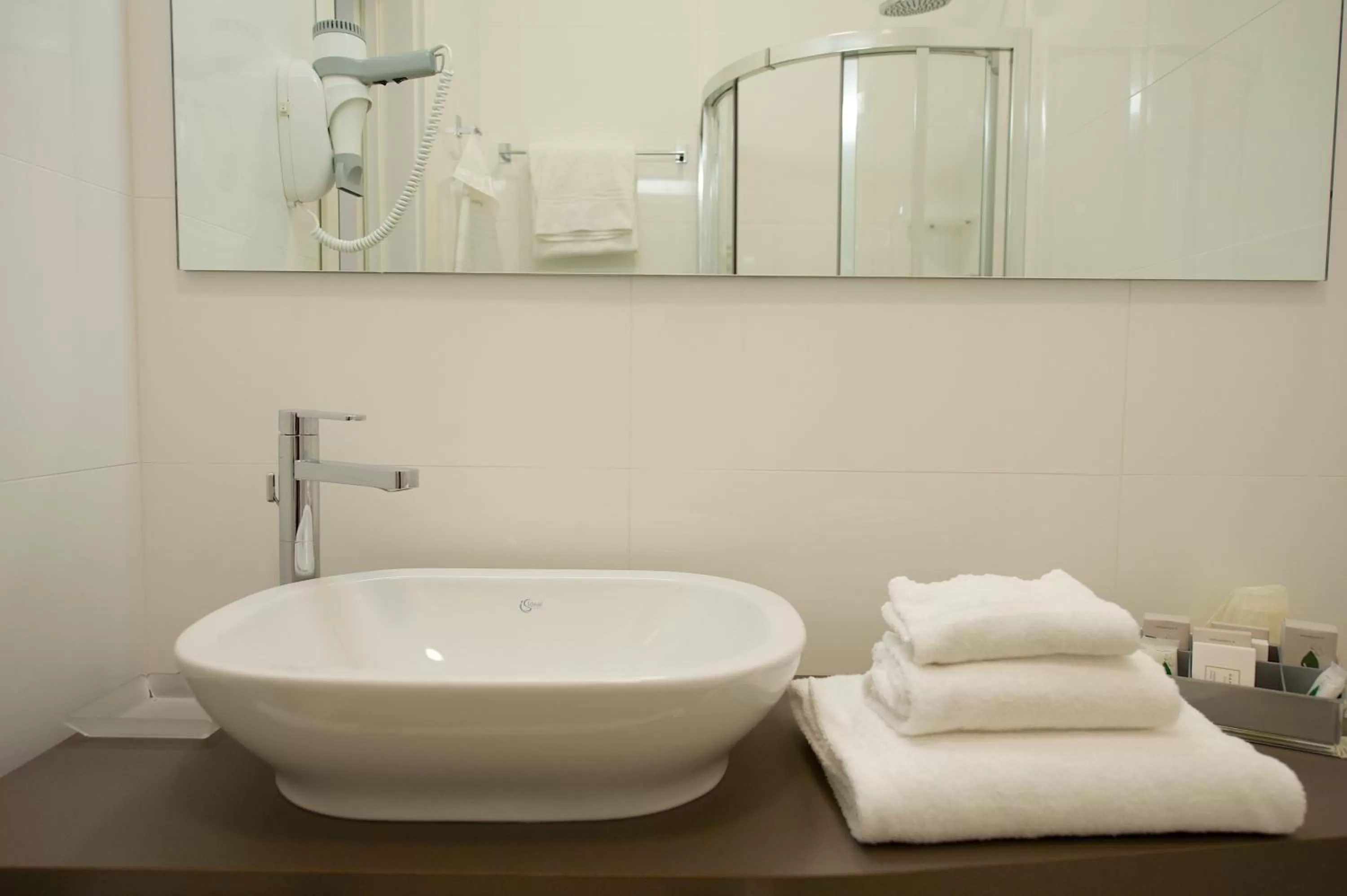 Bathroom in Best Western Hotel Luxor