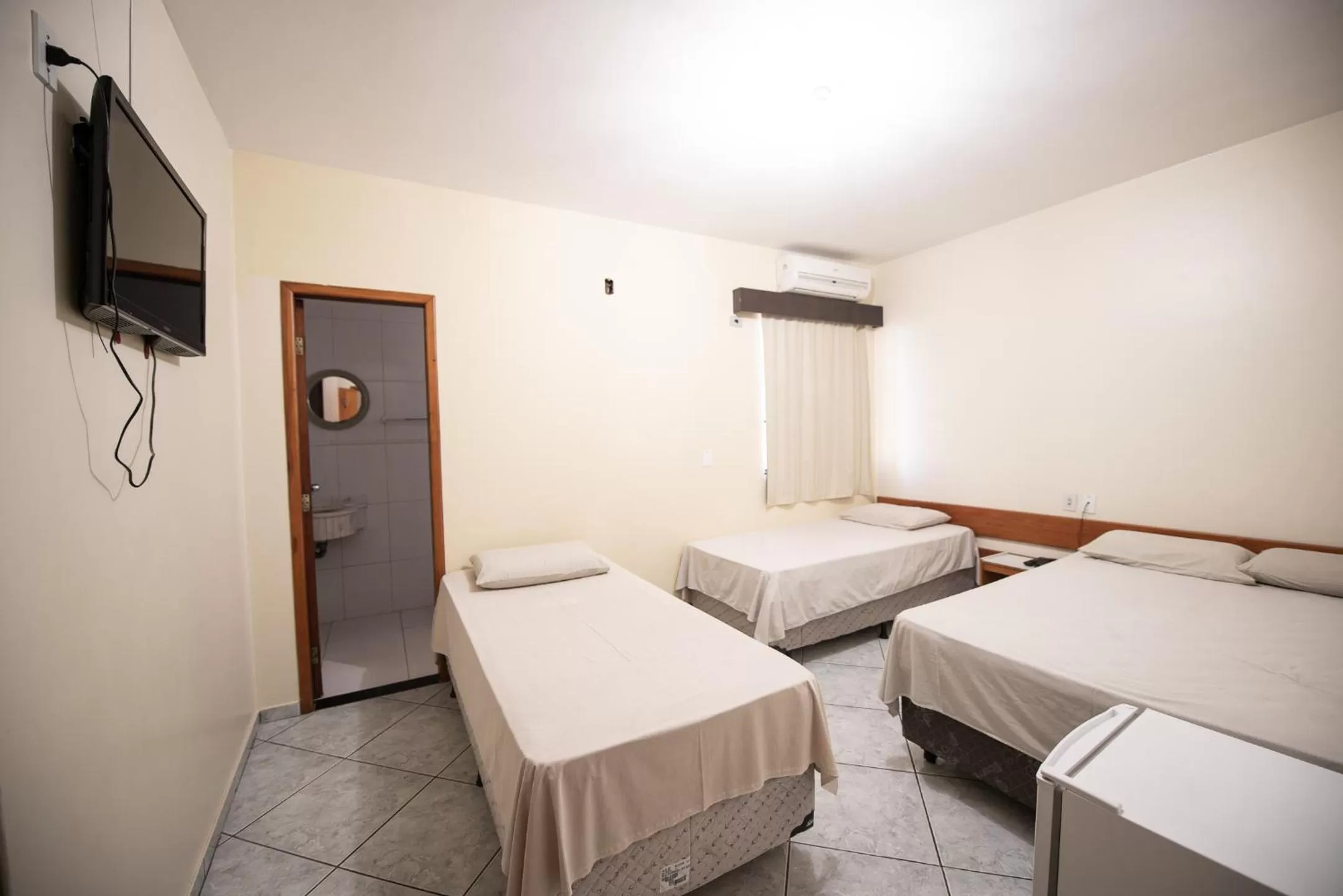 Photo of the whole room in Foz Express Hotel Centro