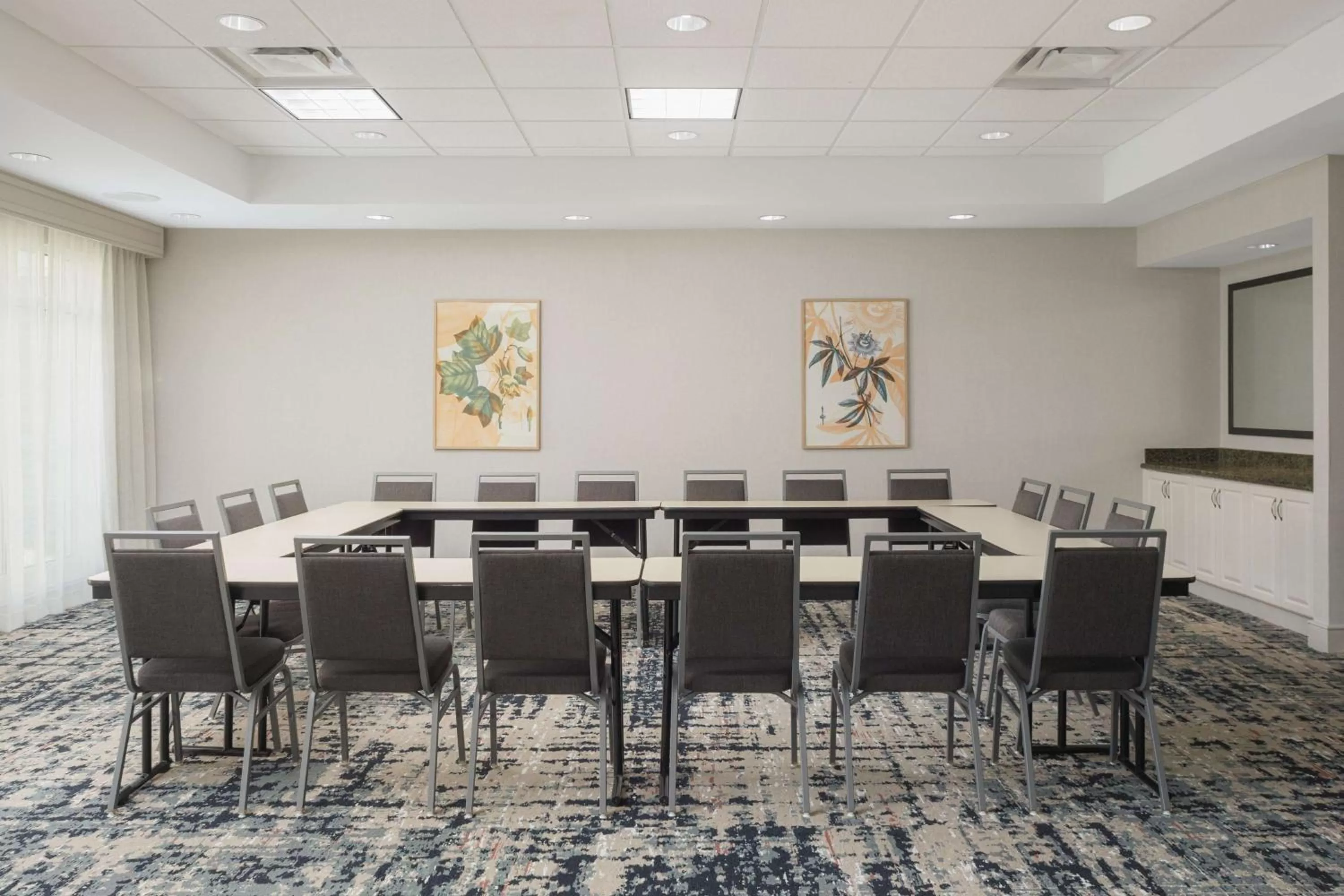 Meeting/conference room in Homewood Suites by Hilton Knoxville West at Turkey Creek