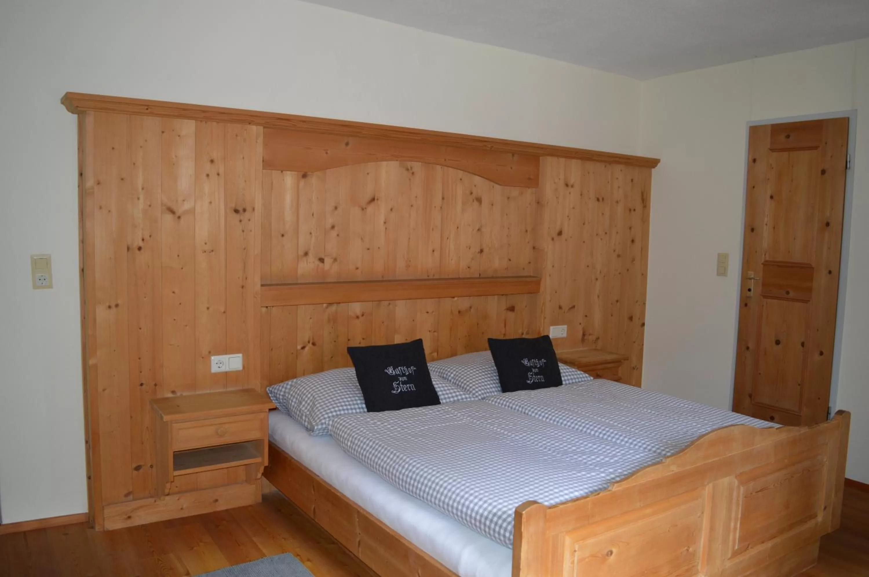 Photo of the whole room, Bed in Gasthof zum Stern