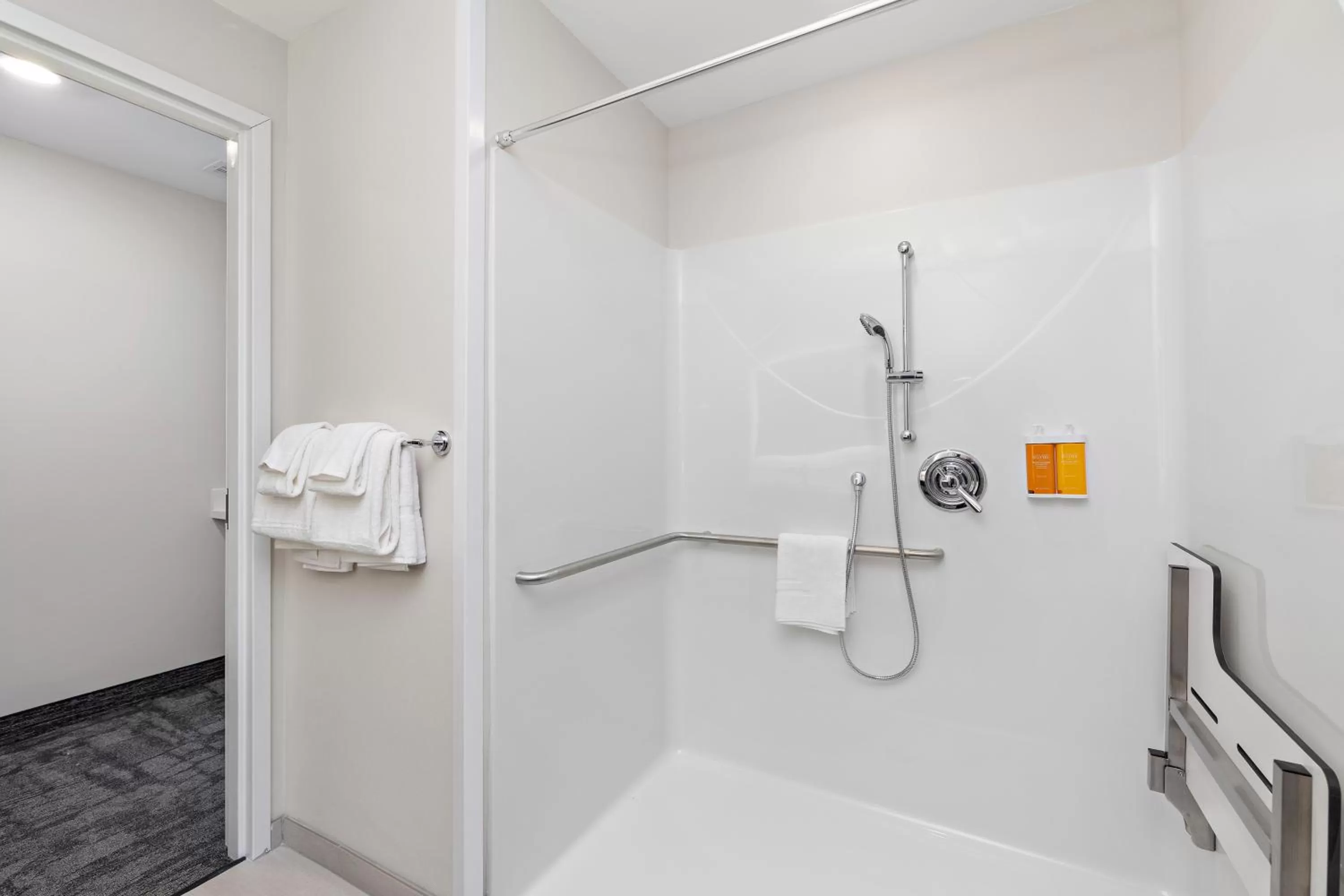 Shower in Holiday Inn Express Kansas City North Parkville by IHG
