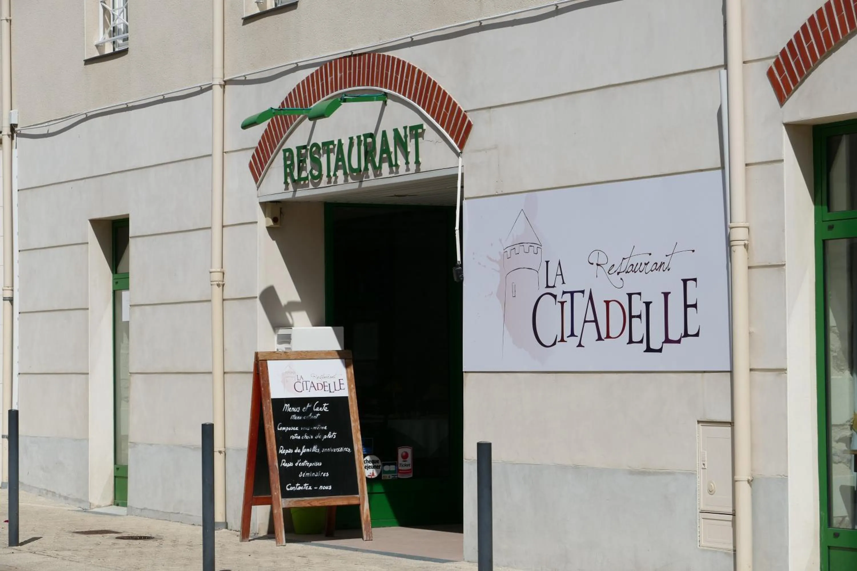 Other in Logis Hotels Le Champalud Restaurant La Citadelle