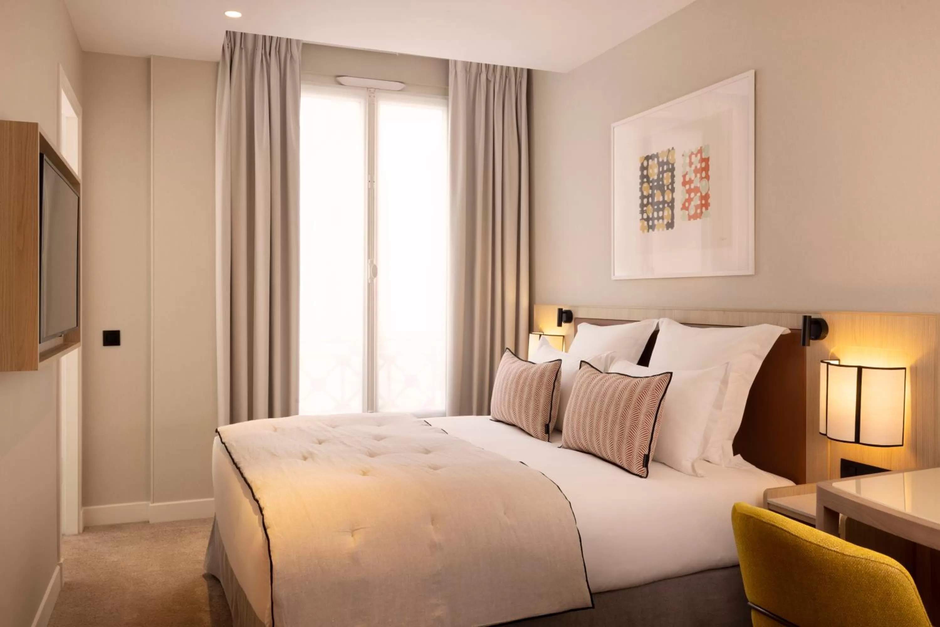 Bedroom, Bed in Hotel Duminy-Vendome