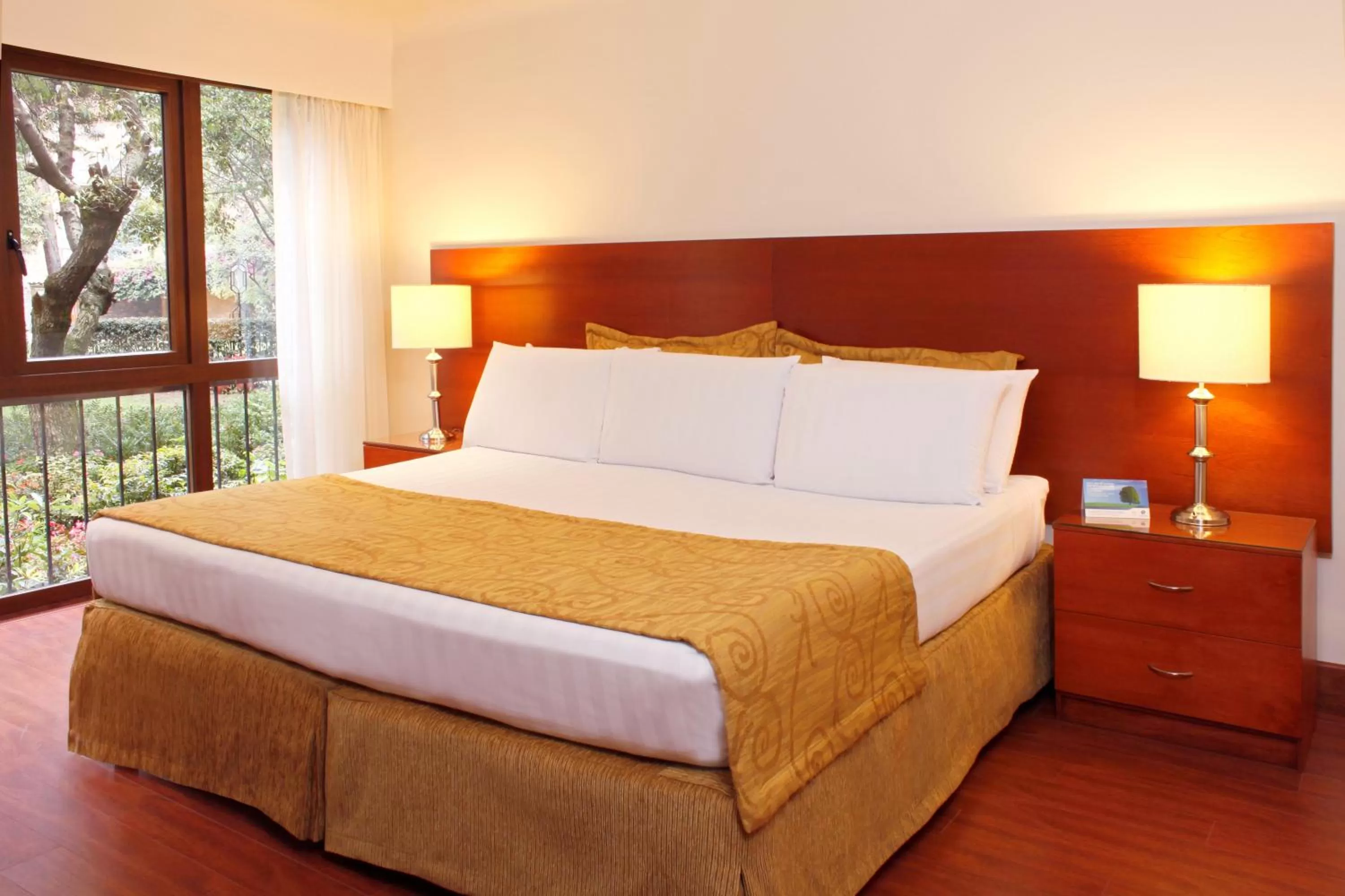 Bedroom, Bed in Estelar Apartamentos Bogotá - La Fontana