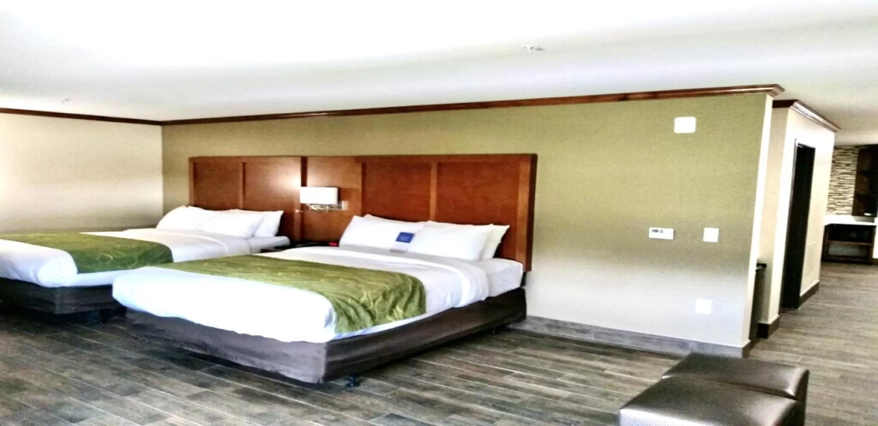 Photo of the whole room, Bed in Comfort Suites West Monroe near Ike Hamilton Expo Center