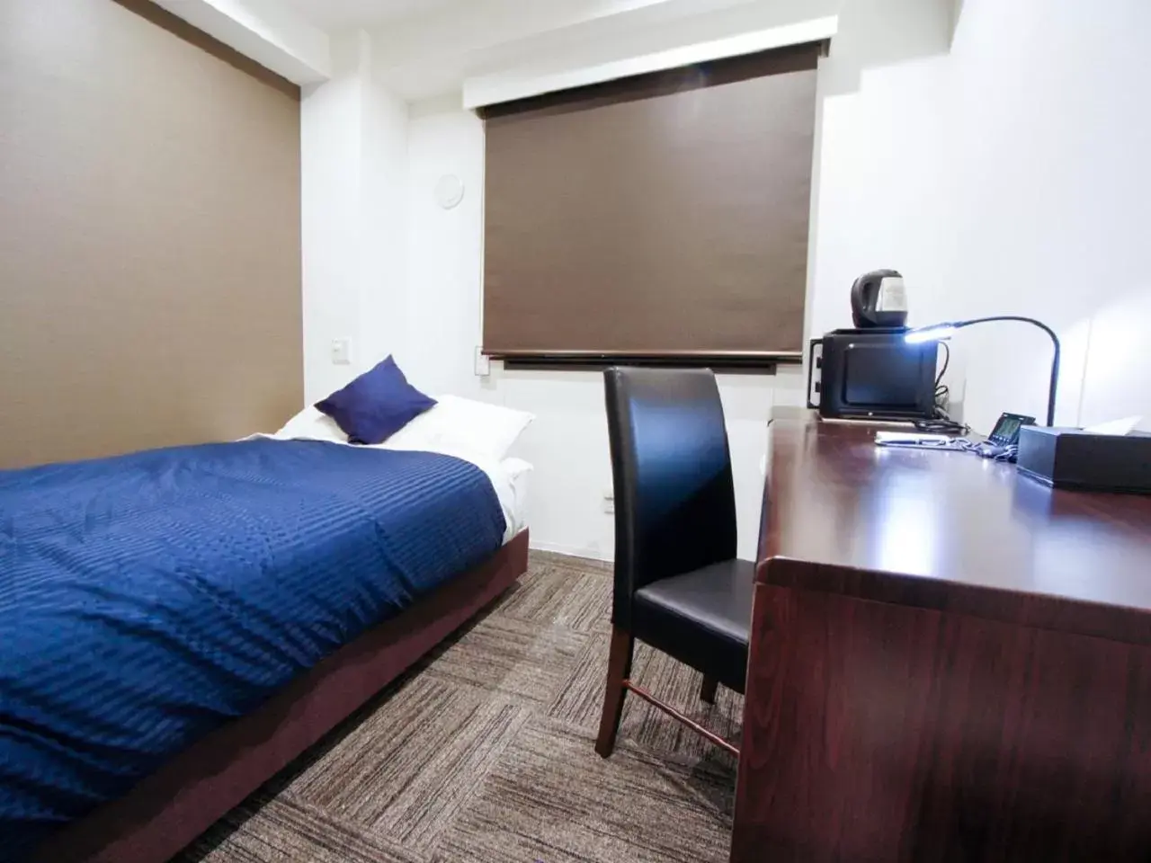 Double Room with Small Double Bed - single occupancy - Non-Smoking in HOTEL LiVEMAX Kakegawa-Ekimae Double Room with Small Double Bed - single occupancy - Non-Smoking in HOTEL LiVEMAX Kakegawa-Ekimae