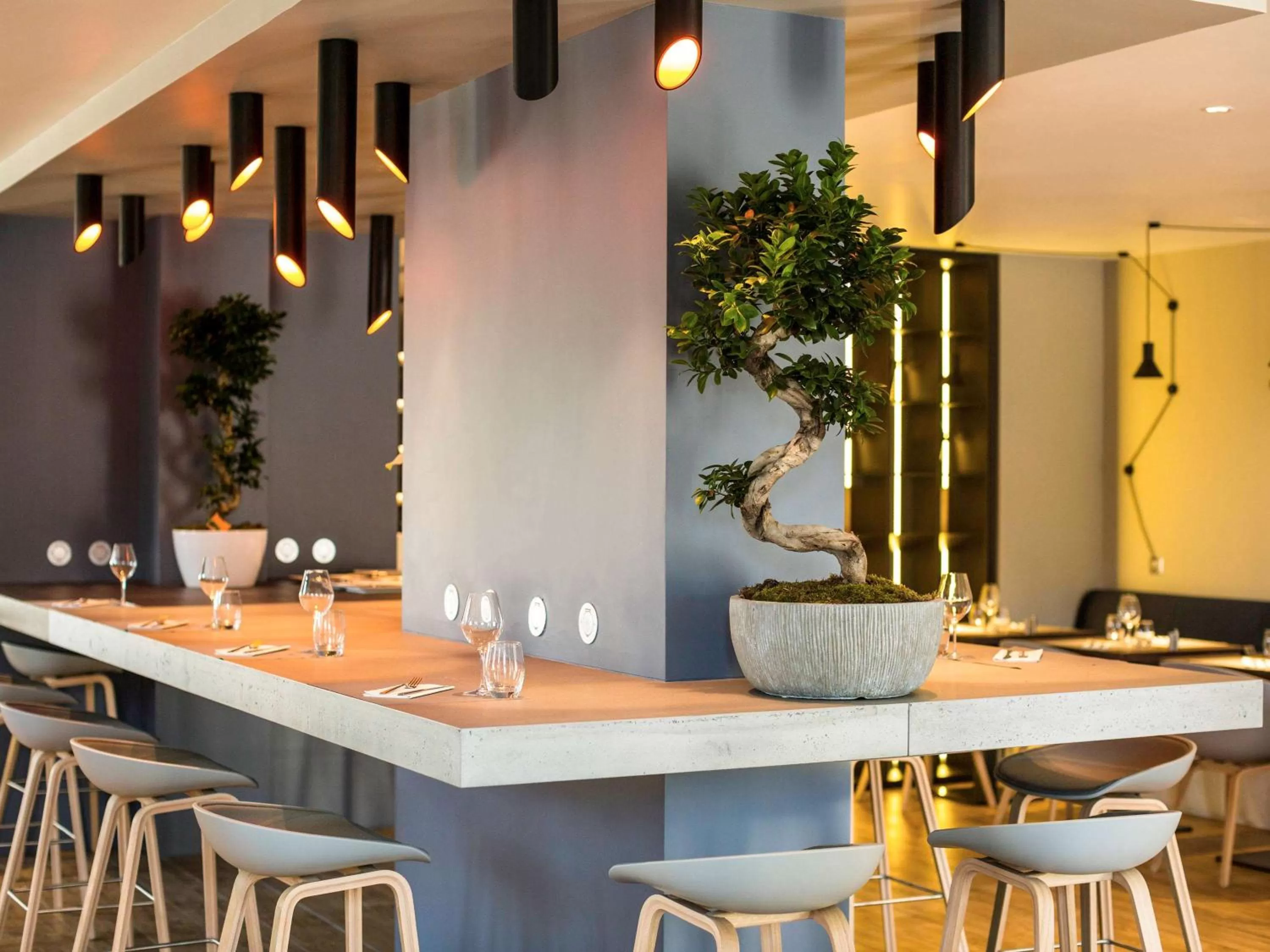 Restaurant/places to eat in Mercure Beauvais Centre Cathédrale