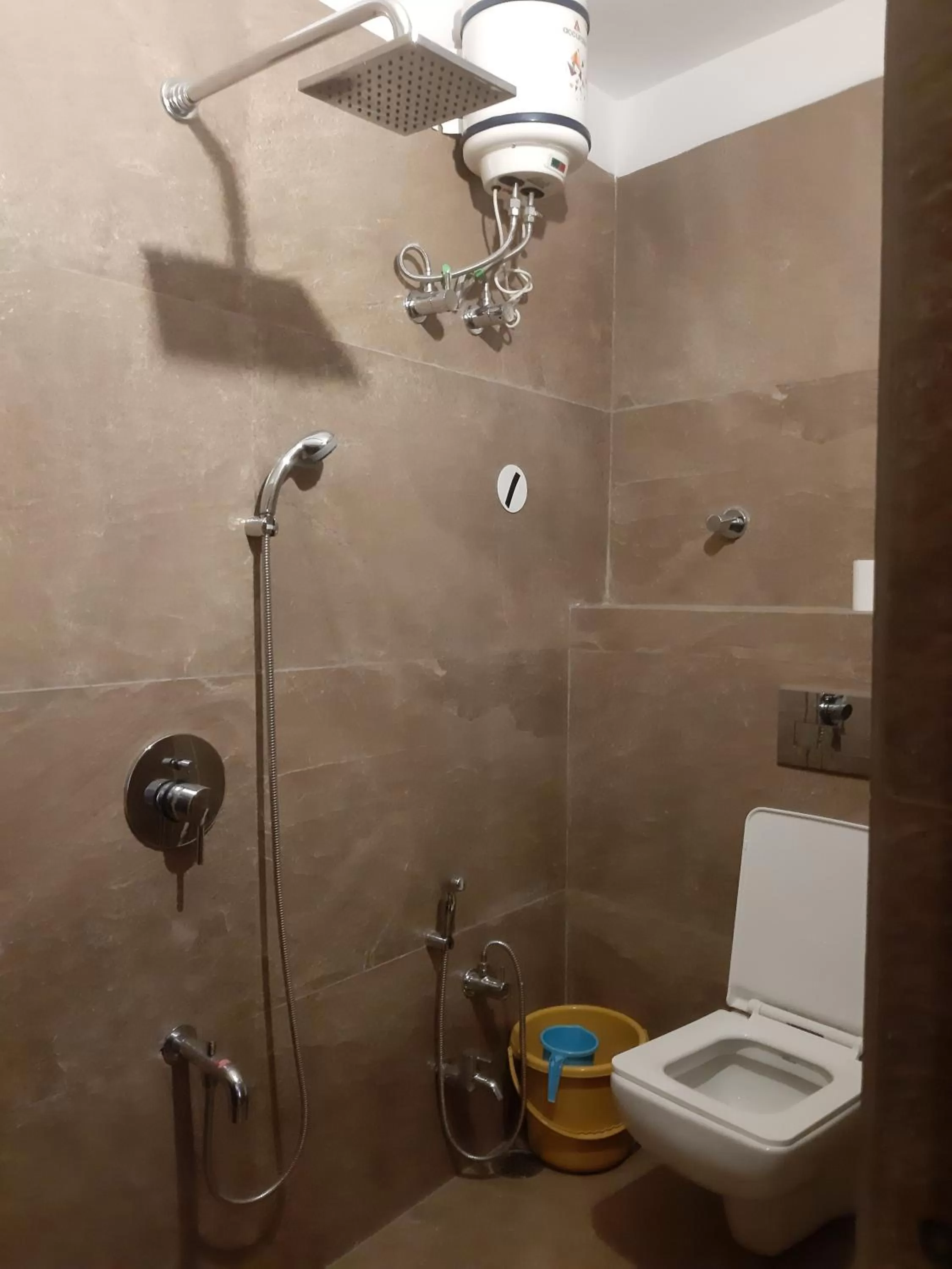 Bathroom in Corsican Haveli