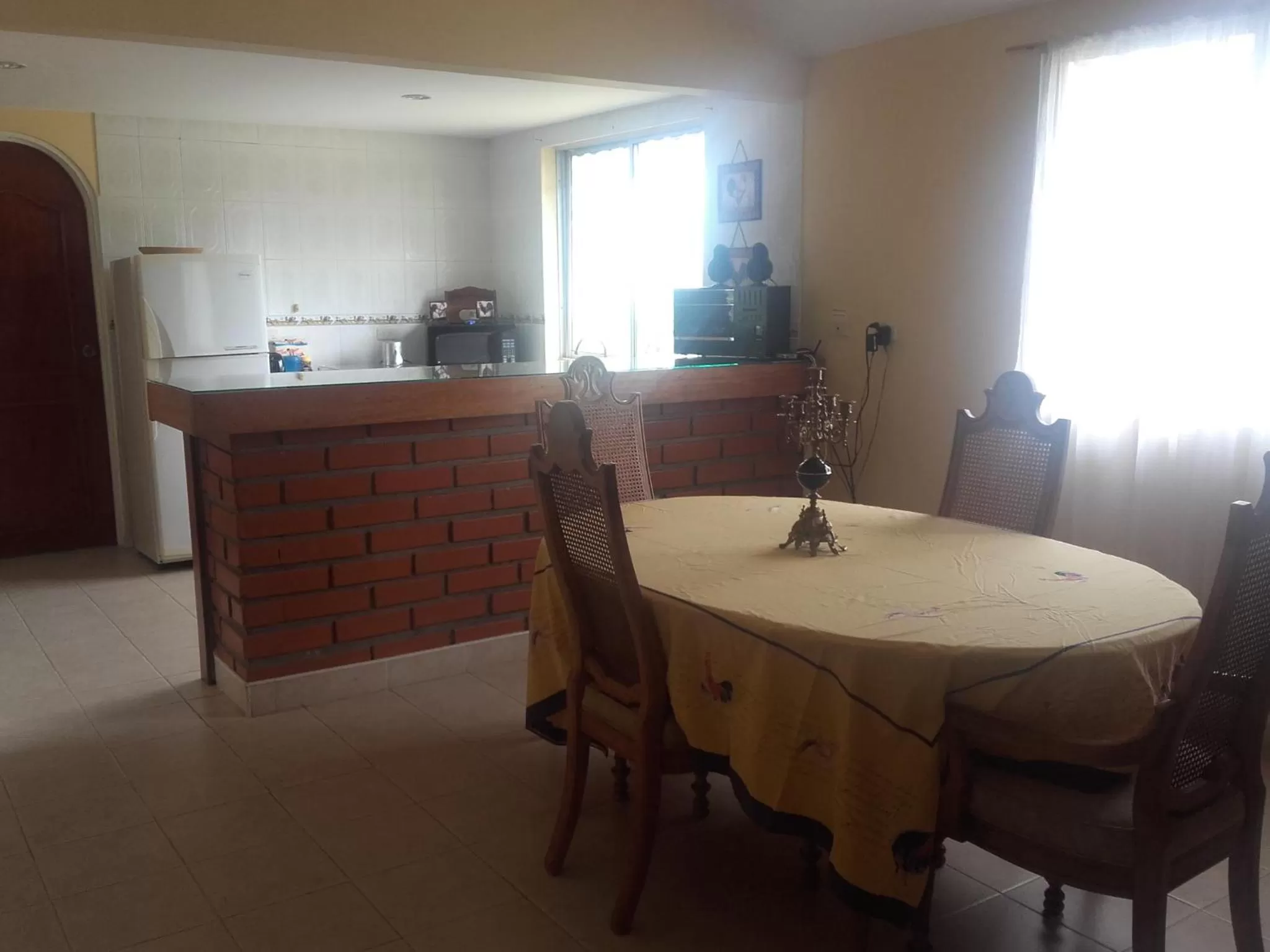 Kitchen or kitchenette, Dining Area in La Gaviota BnB