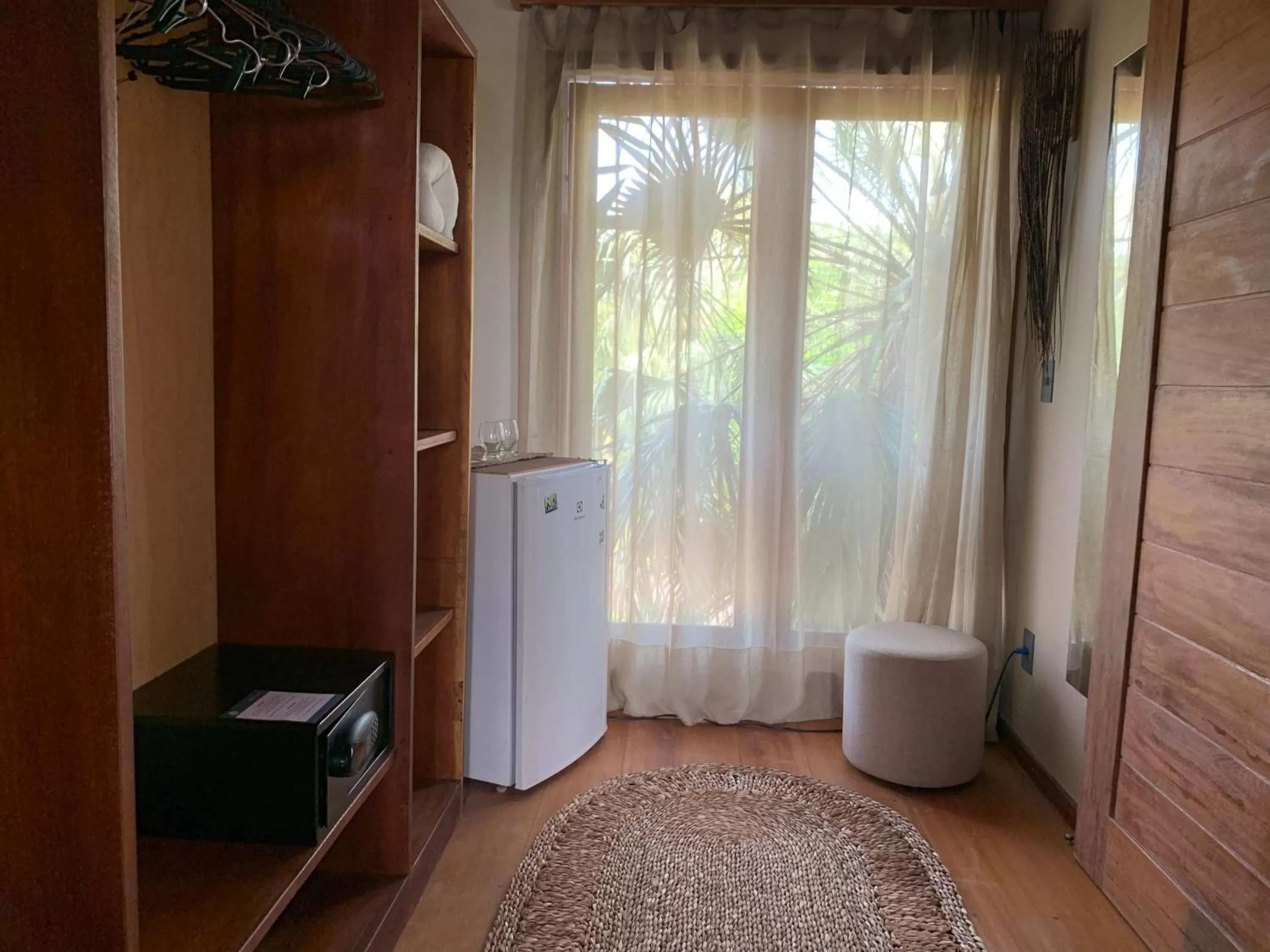 wardrobe in Vila das Águas