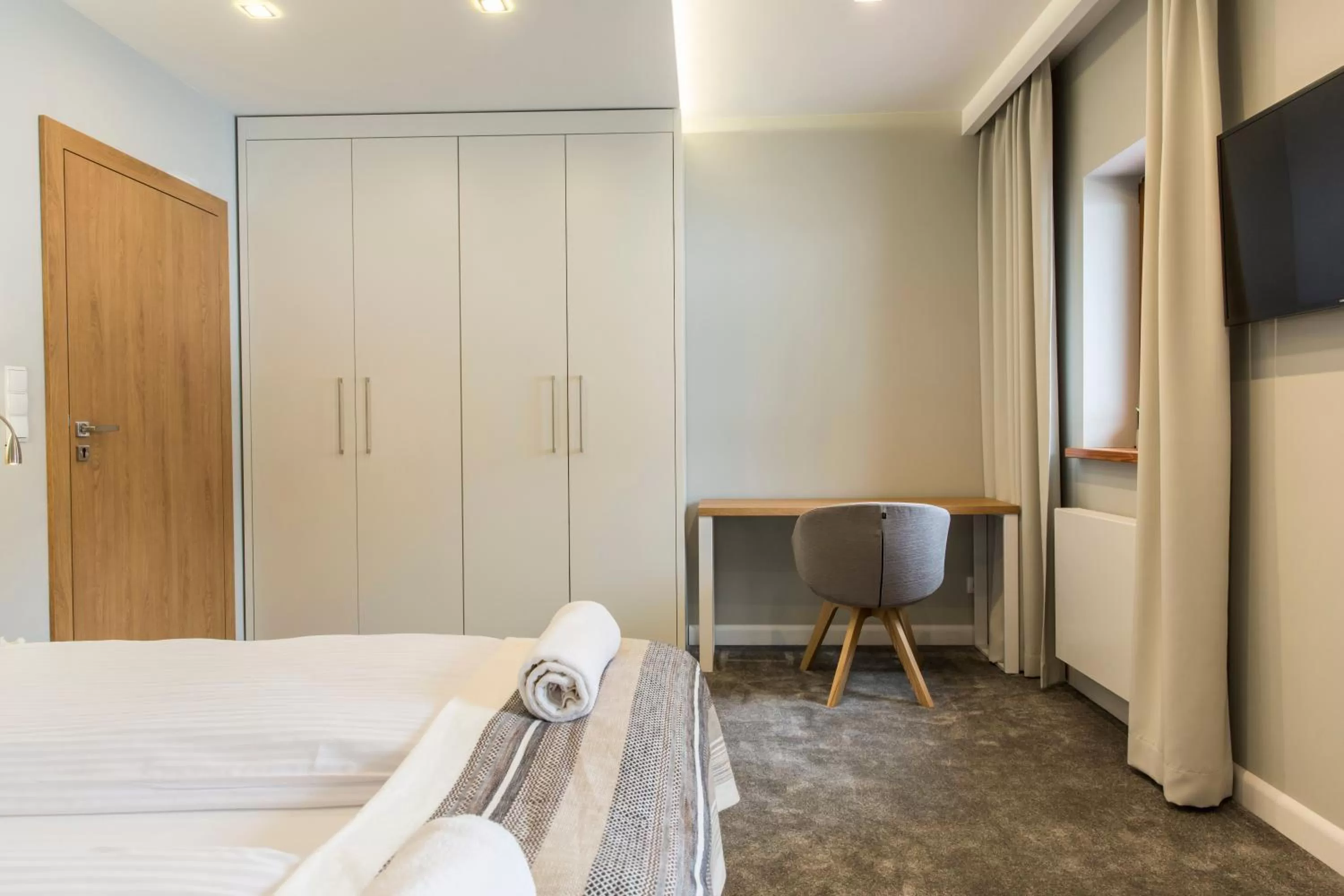 Bed in Royal Hill Residence