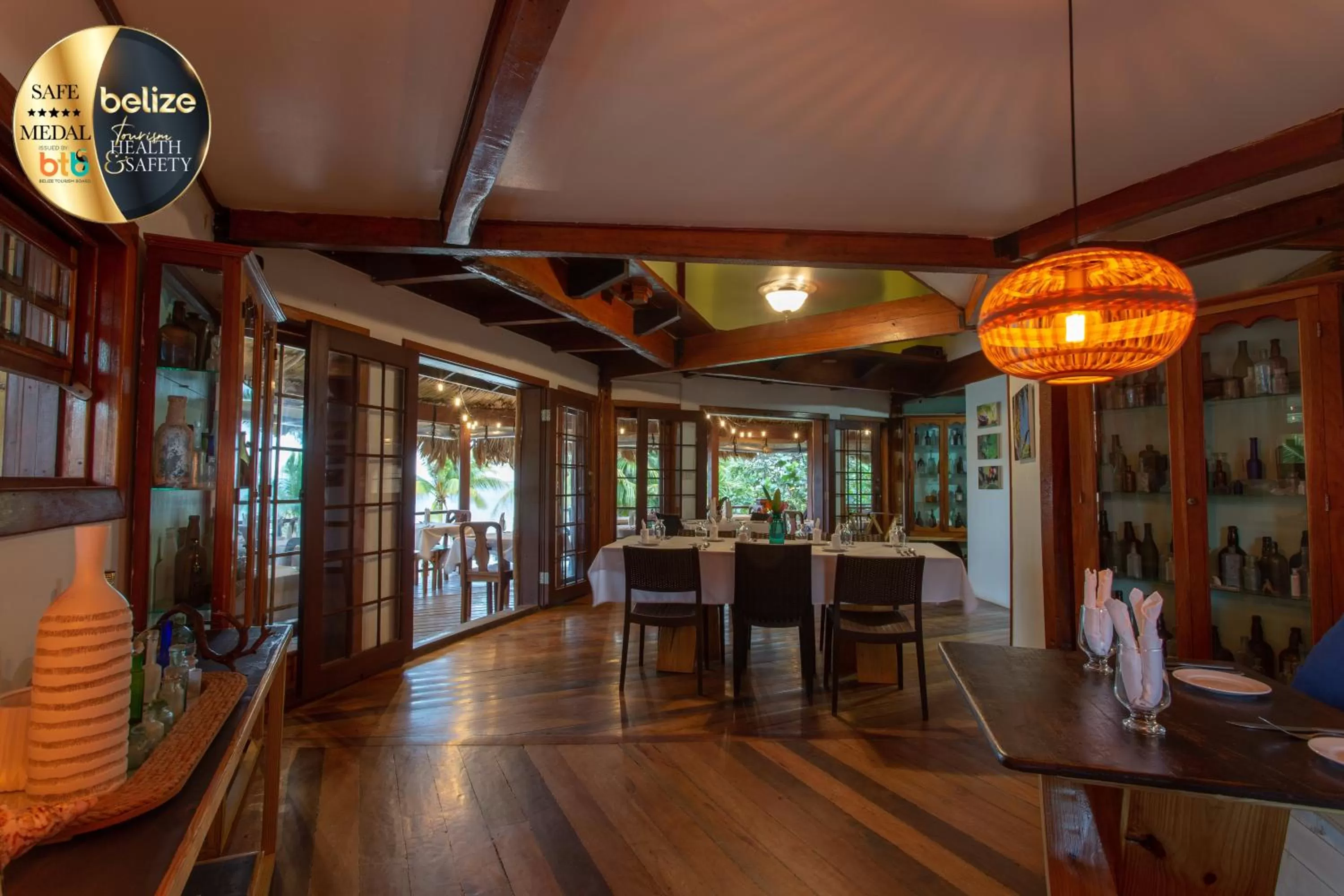 Restaurant/places to eat in Portofino Beach Resort-An Authentic Island Escape!