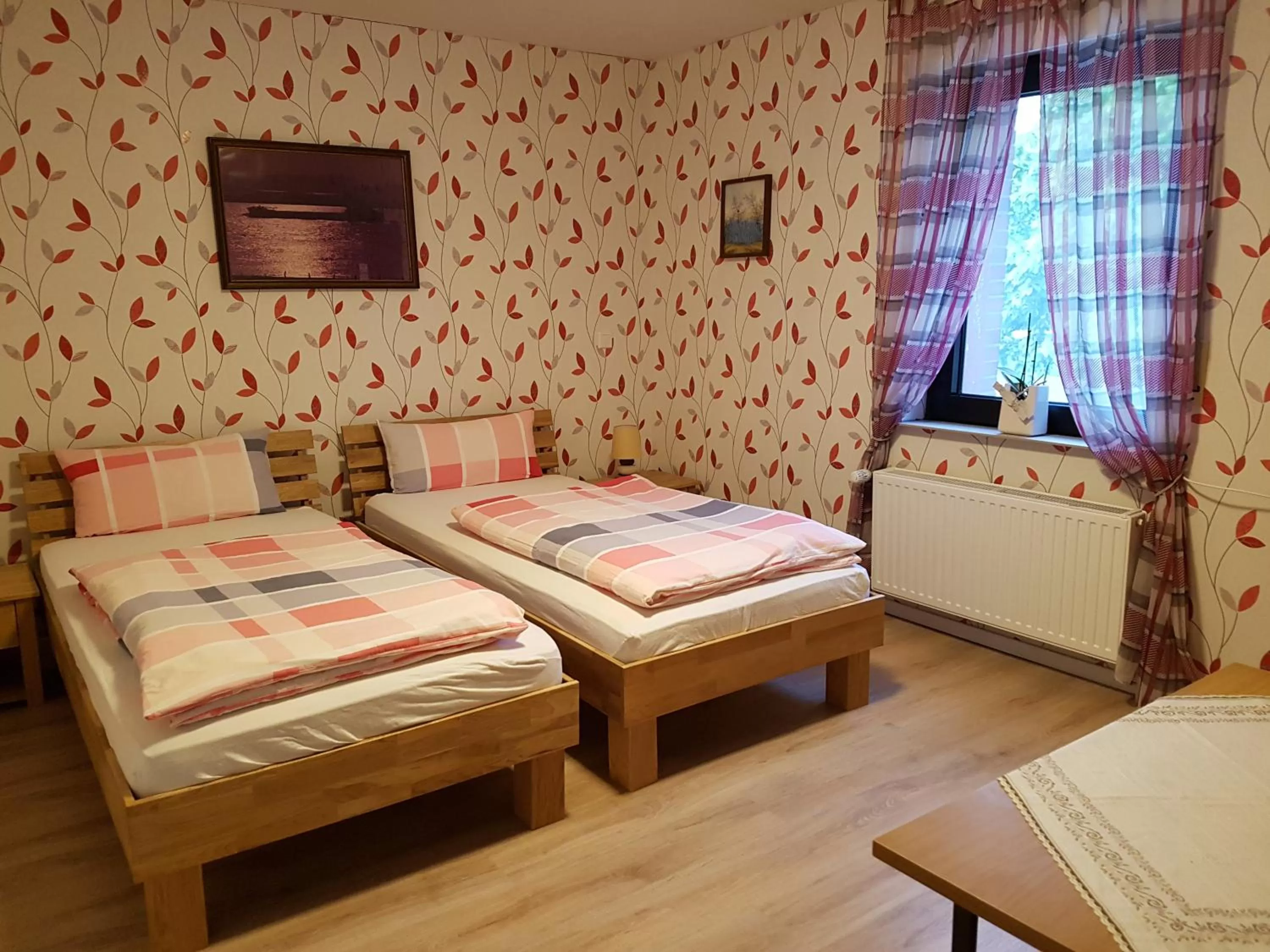 Bedroom, Bed in Landgasthof Schänzer