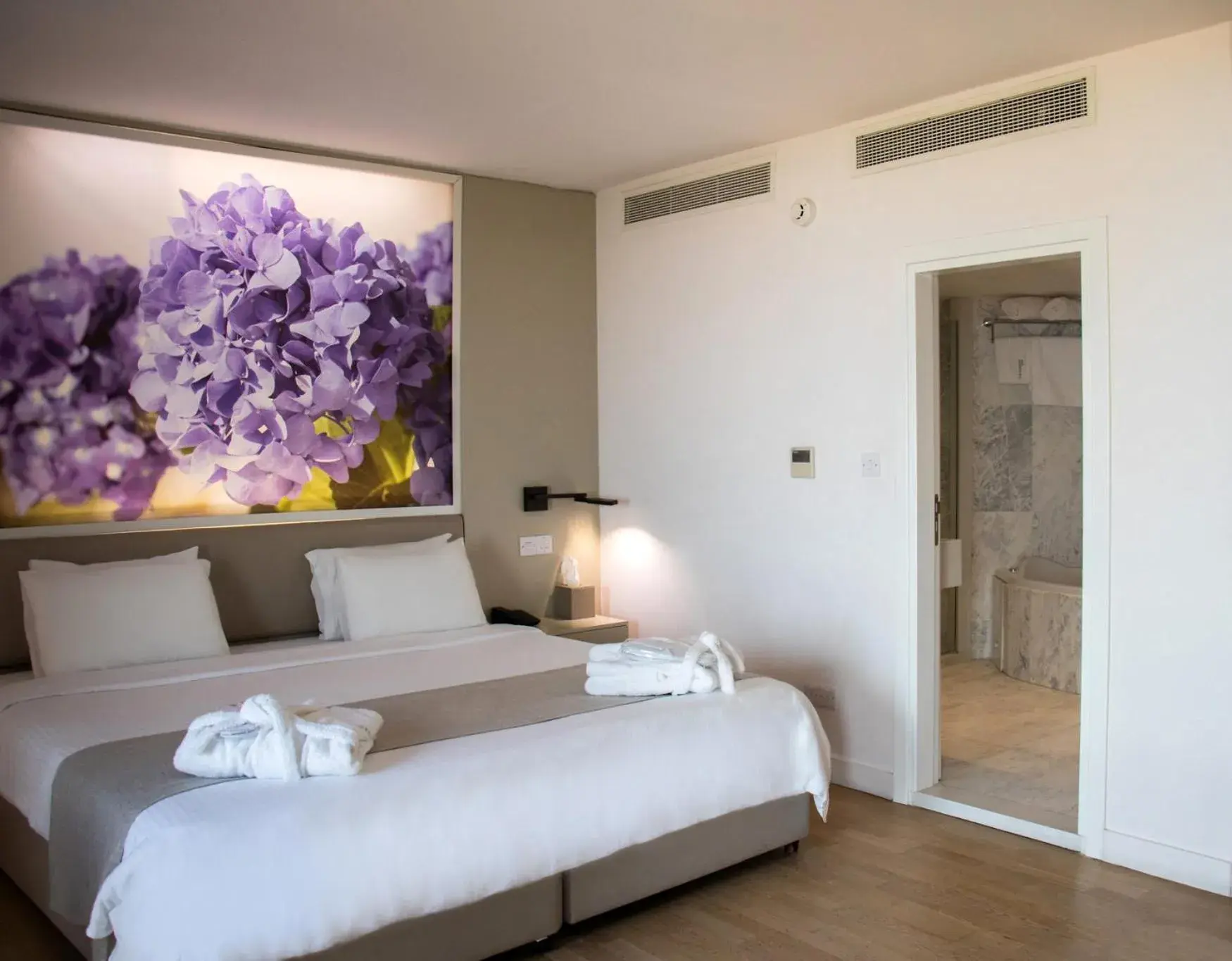 Superior King Room in The Classic Hotel Nicosia - Handwritten Collection Superior King Room in The Classic Hotel Nicosia - Handwritten Collection