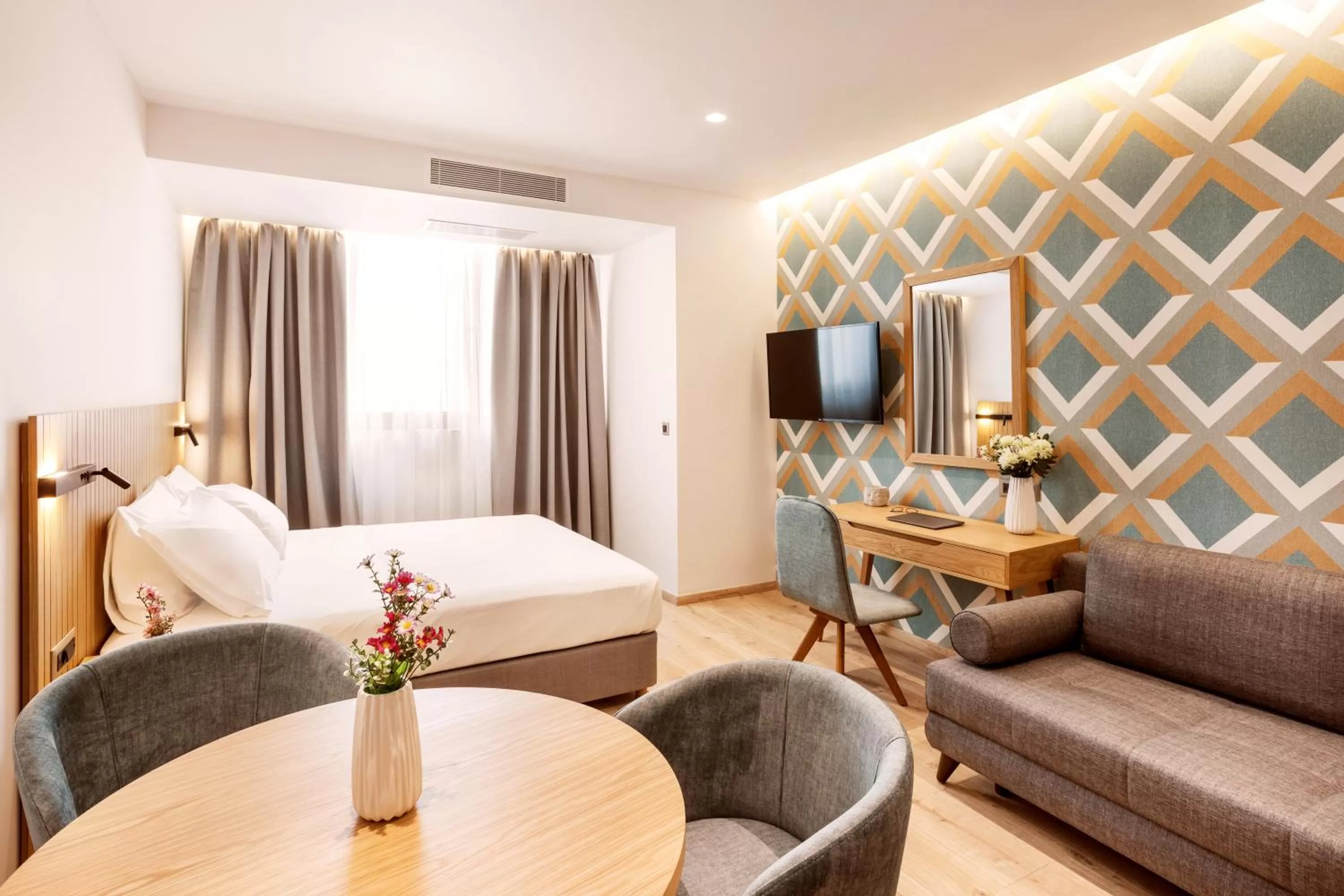 Bed in DAYS City Suites Athens