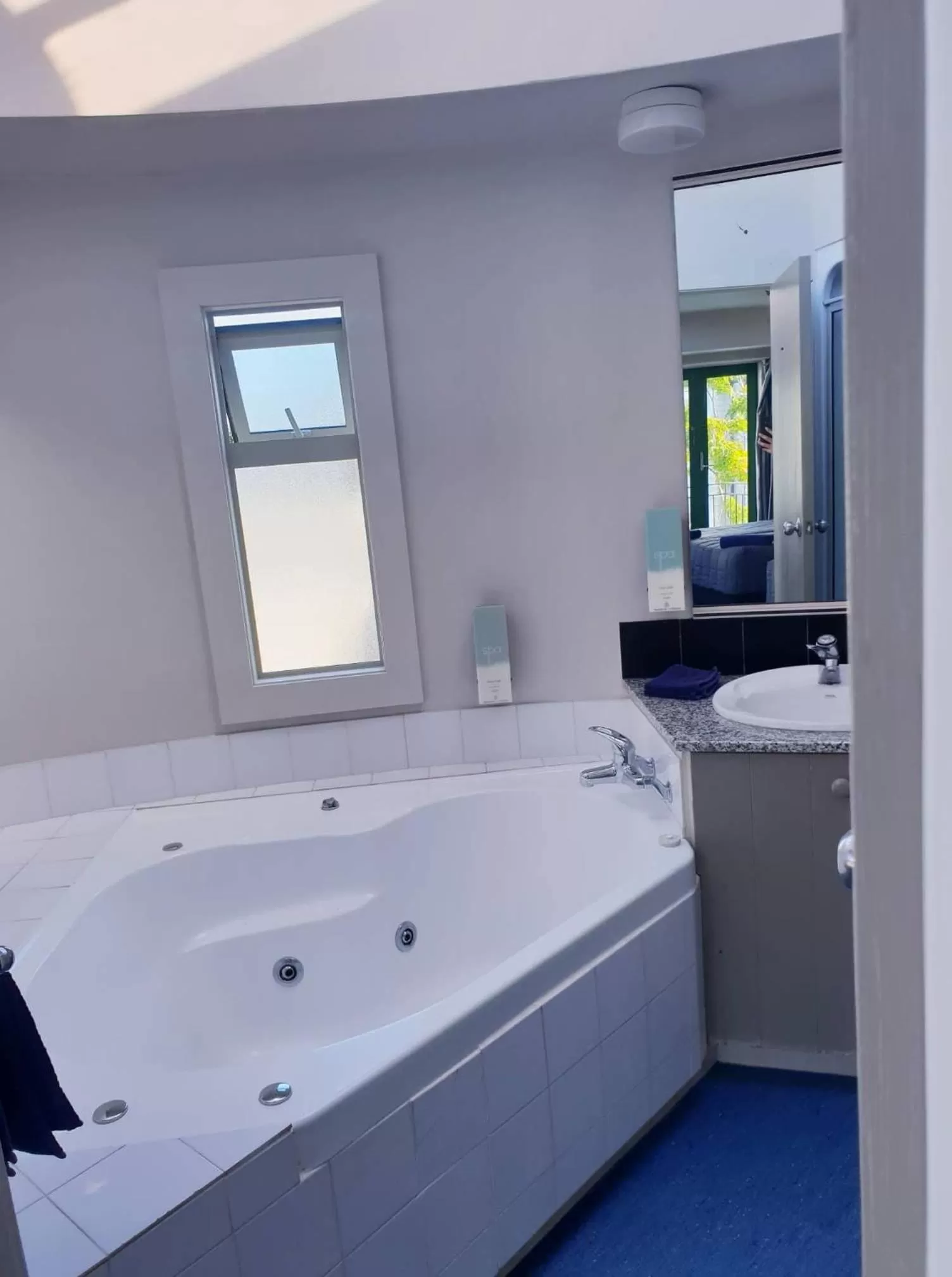 Parklane Motor Lodge