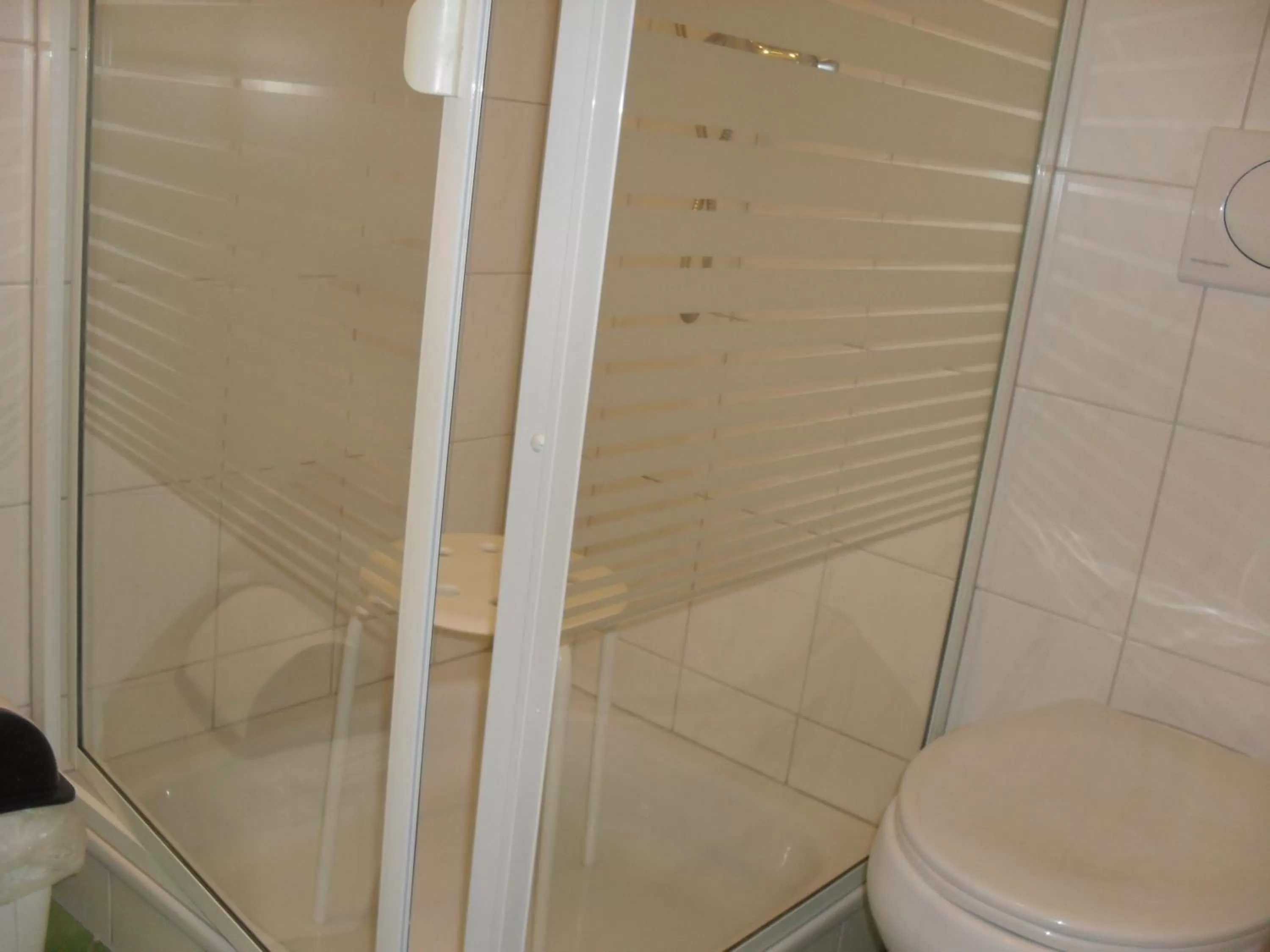 Bathroom in Hotel Demling