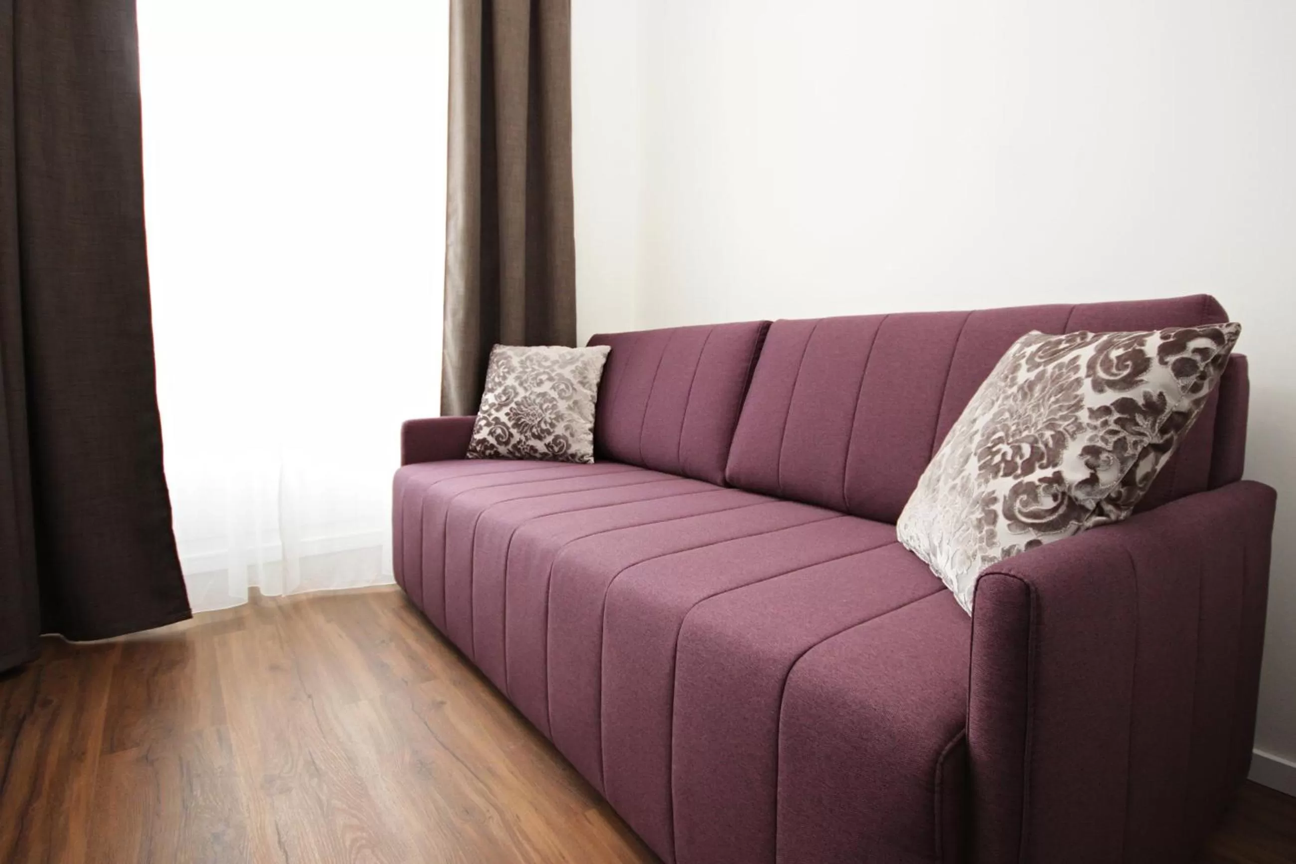 Seating area in Elizabeth Suites