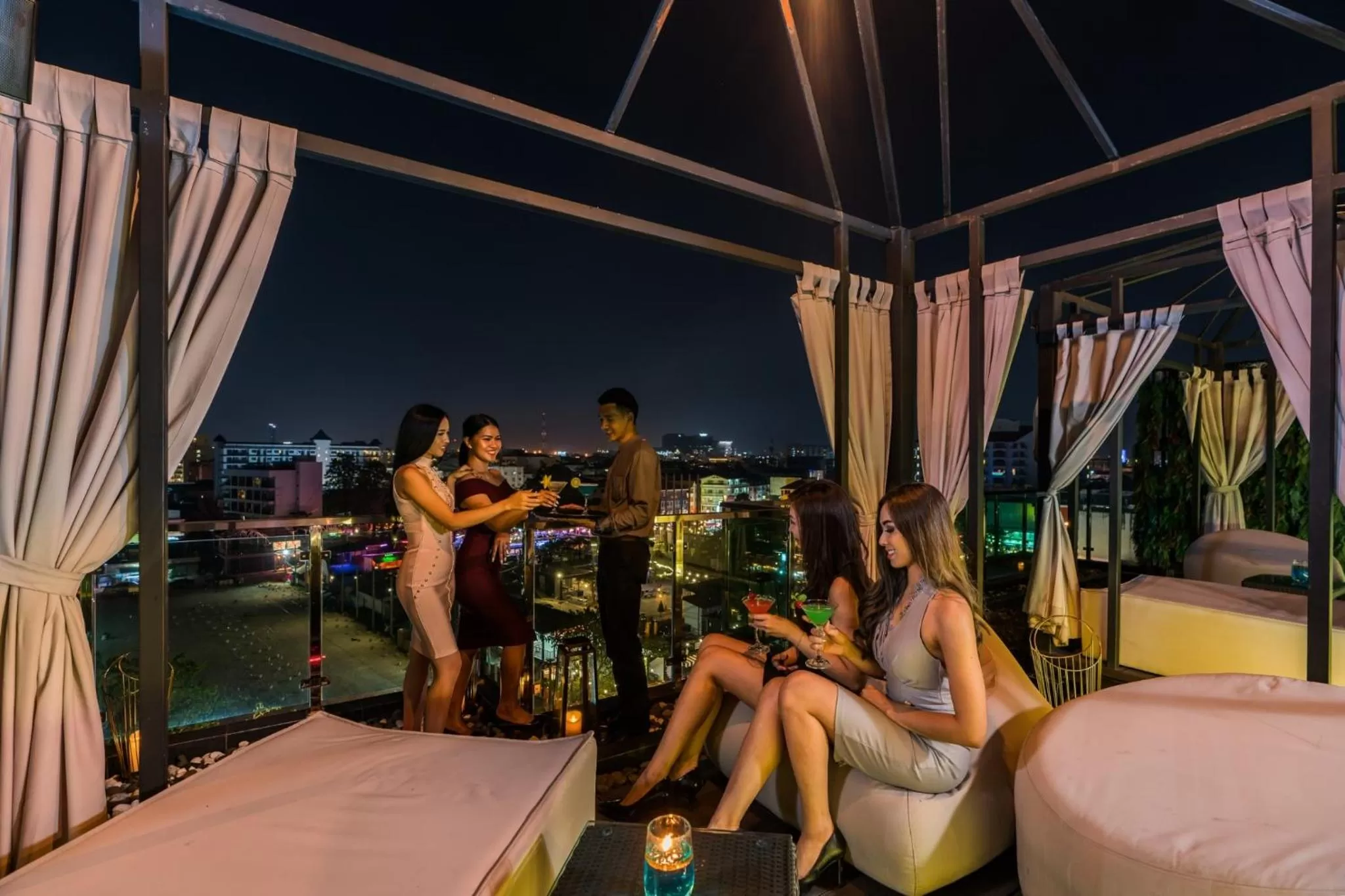 Night in Acqua Hotel