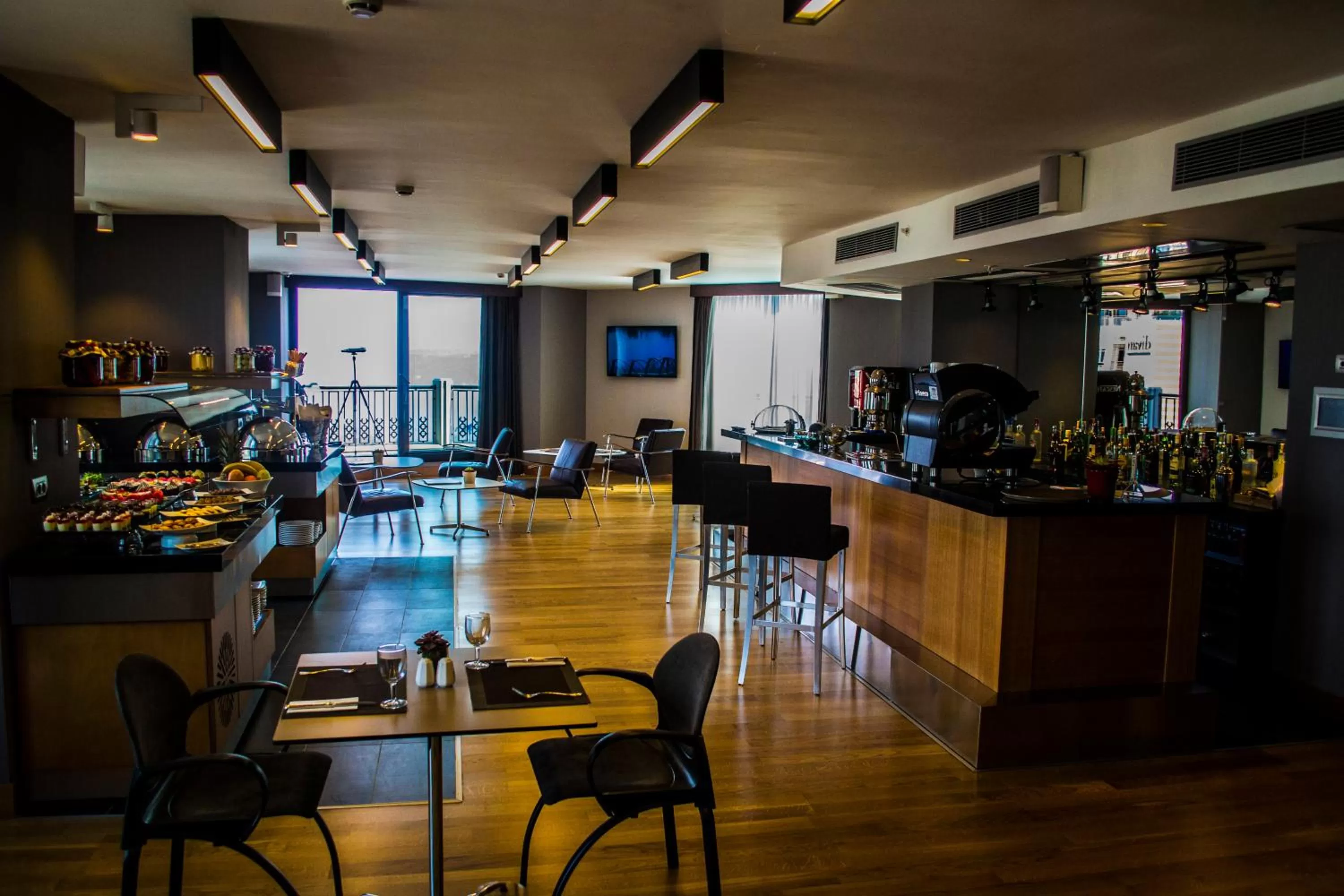 Lounge or bar in Point Hotel Taksim