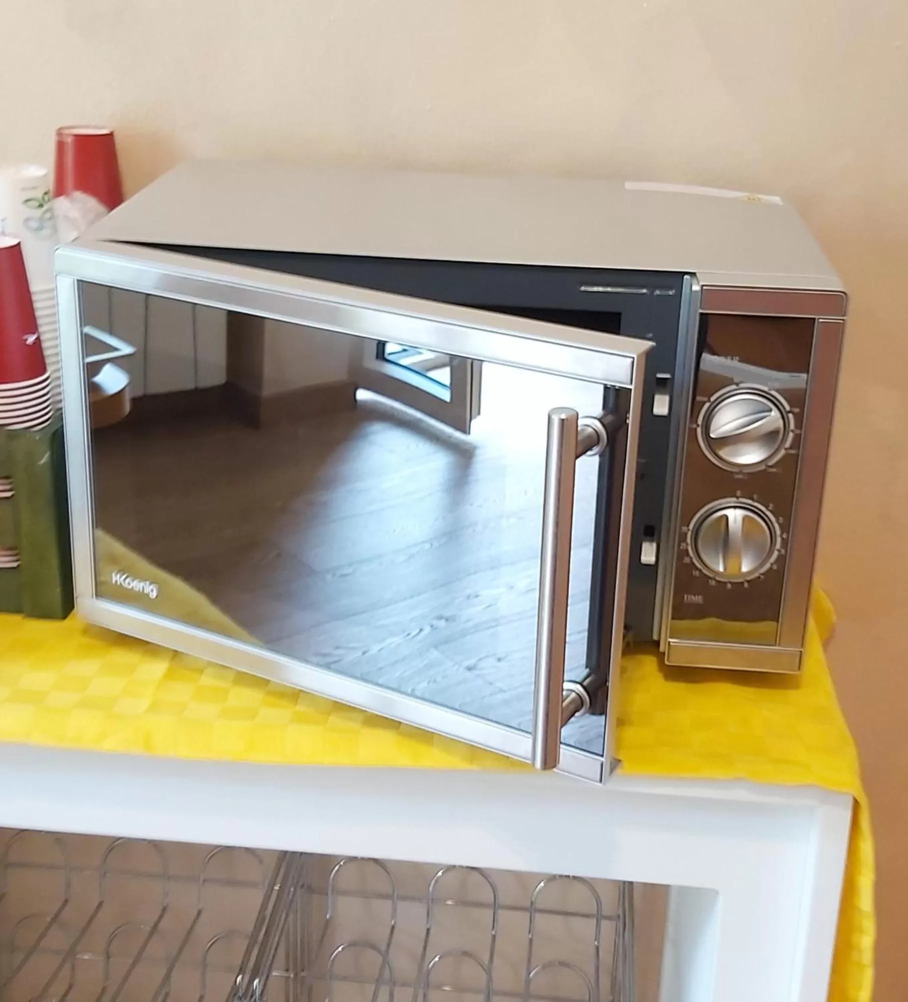 Smart-House Rent-Rooms FREE PARKING